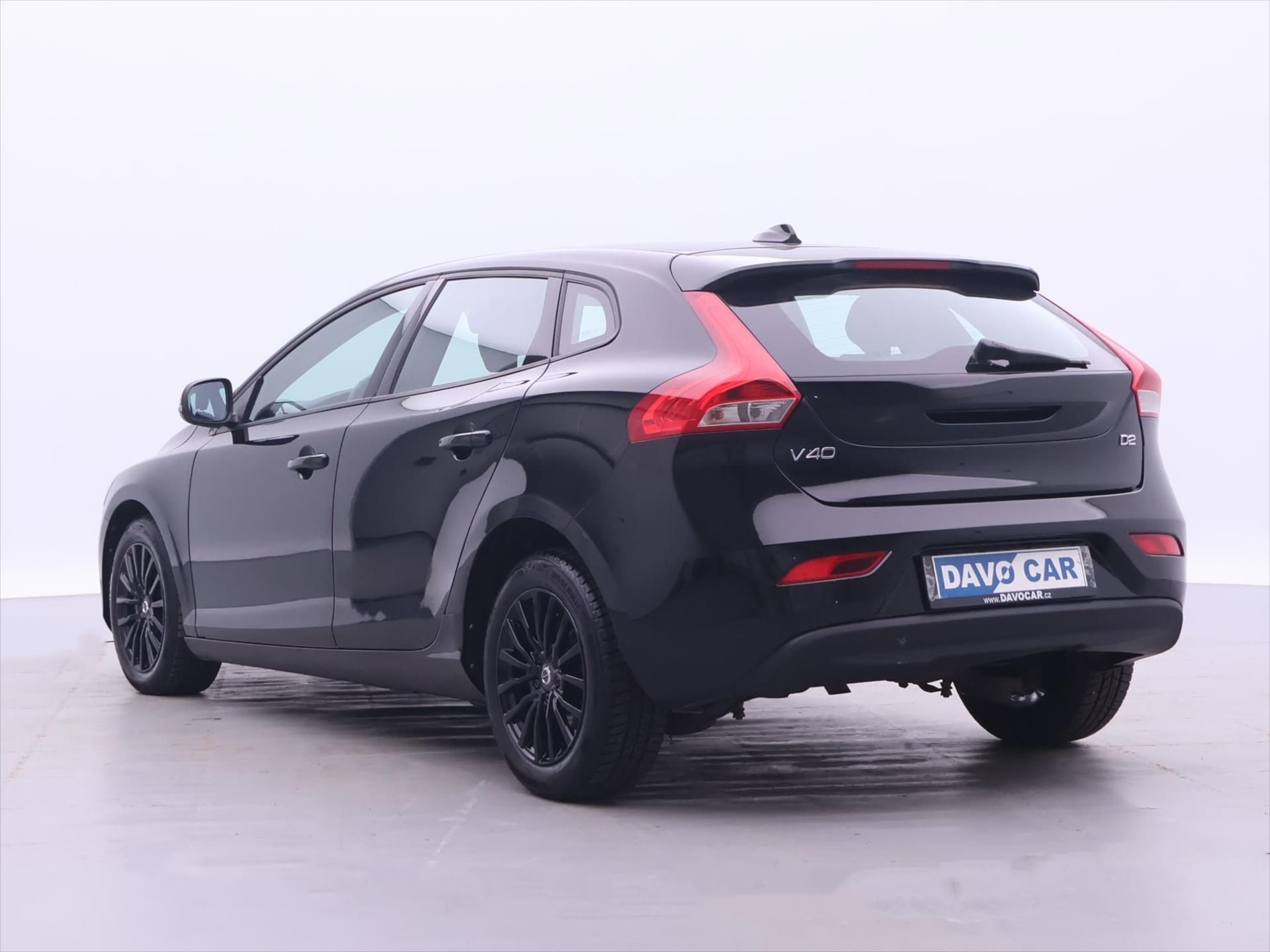 Volvo V40, 2,0 D2 Drive-E Aut Momentum - fotka 5