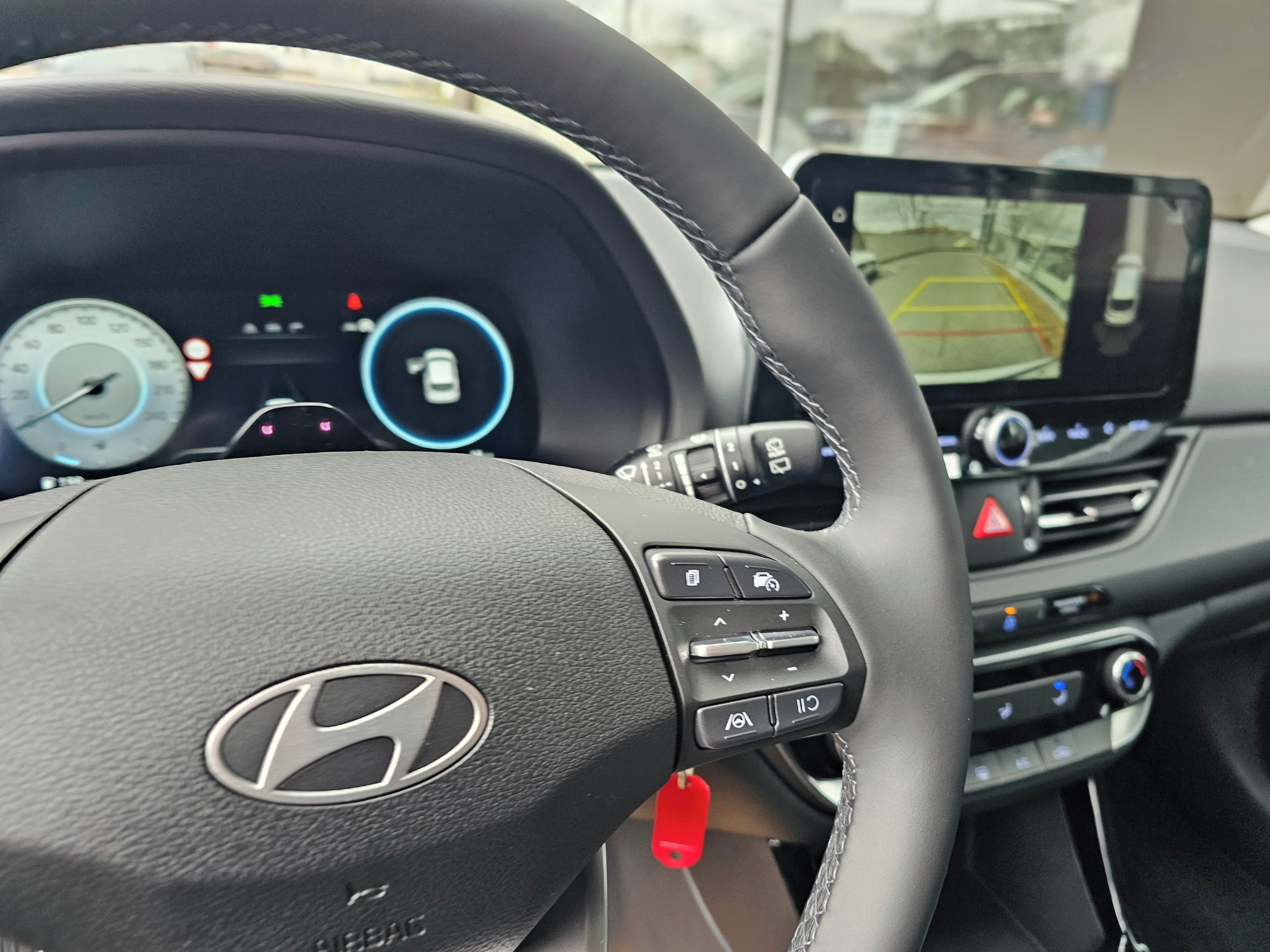 Hyundai i30, WG TURBO 6MT SMART 2026 - fotka 4