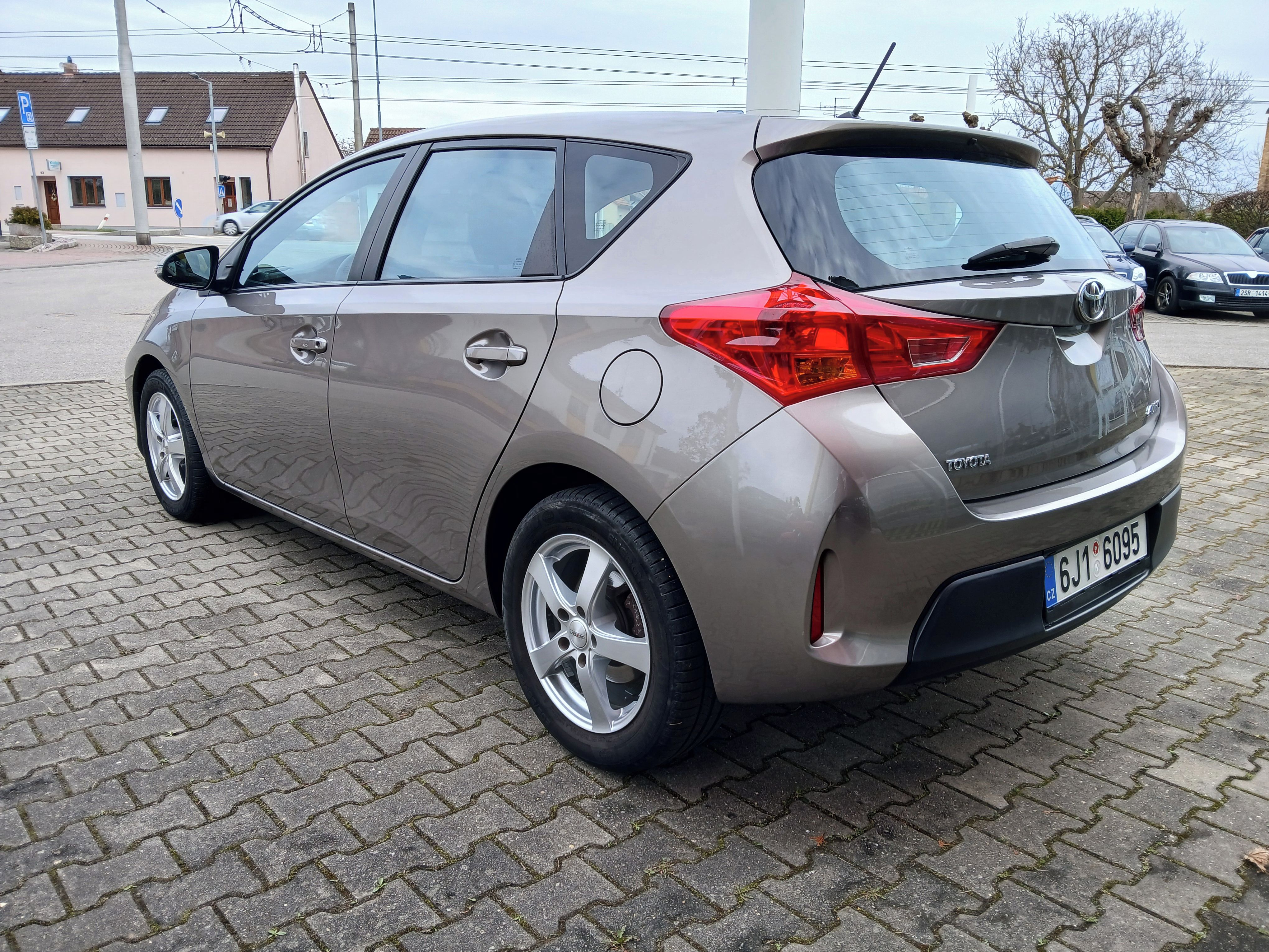 Toyota Auris, 1.3VVT-i, 73kW, 83tis.km - fotka 3