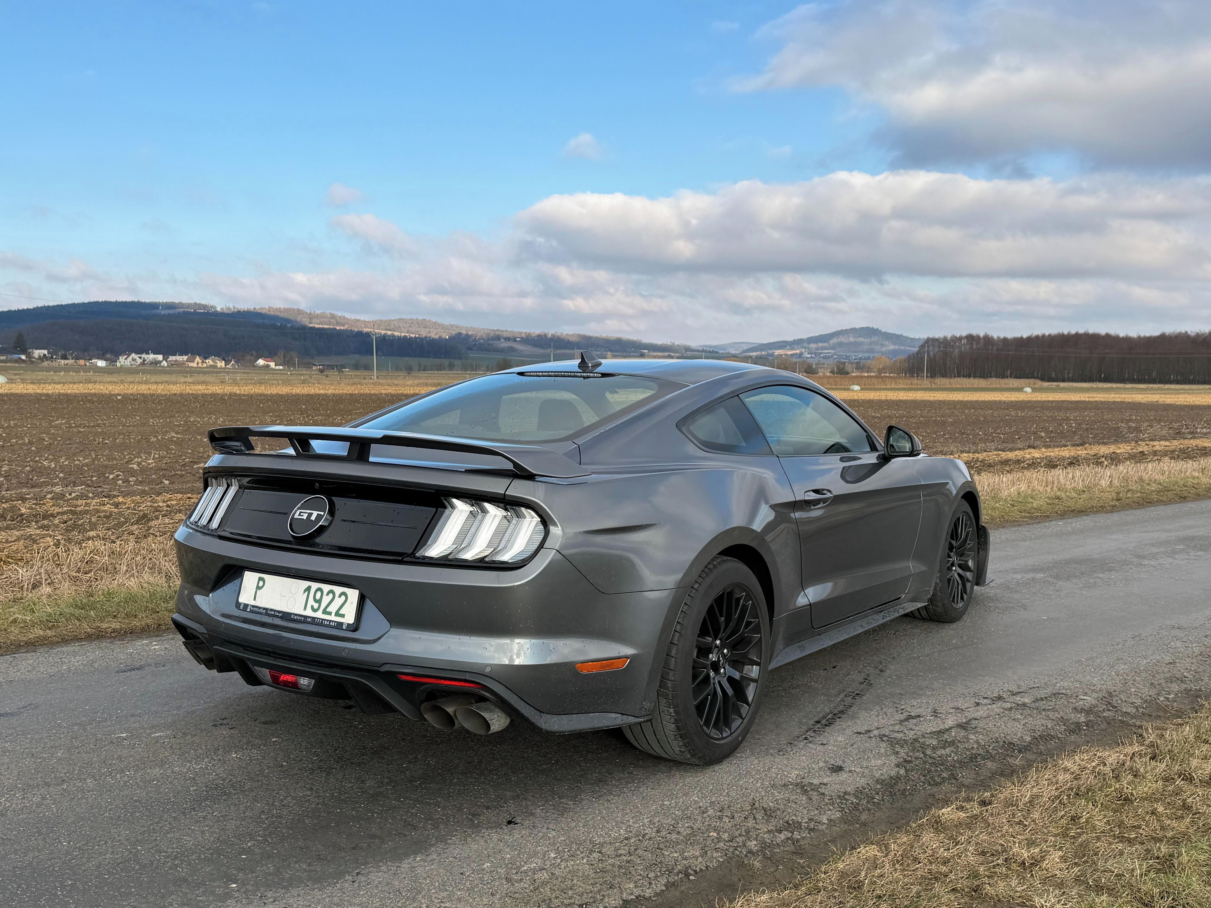 Ford Mustang, 5.0 GT - fotka 6
