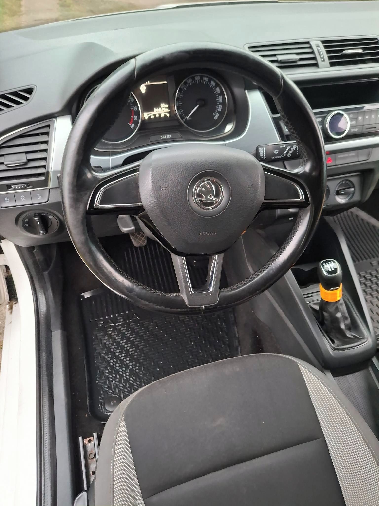Škoda Fabia - fotka 5