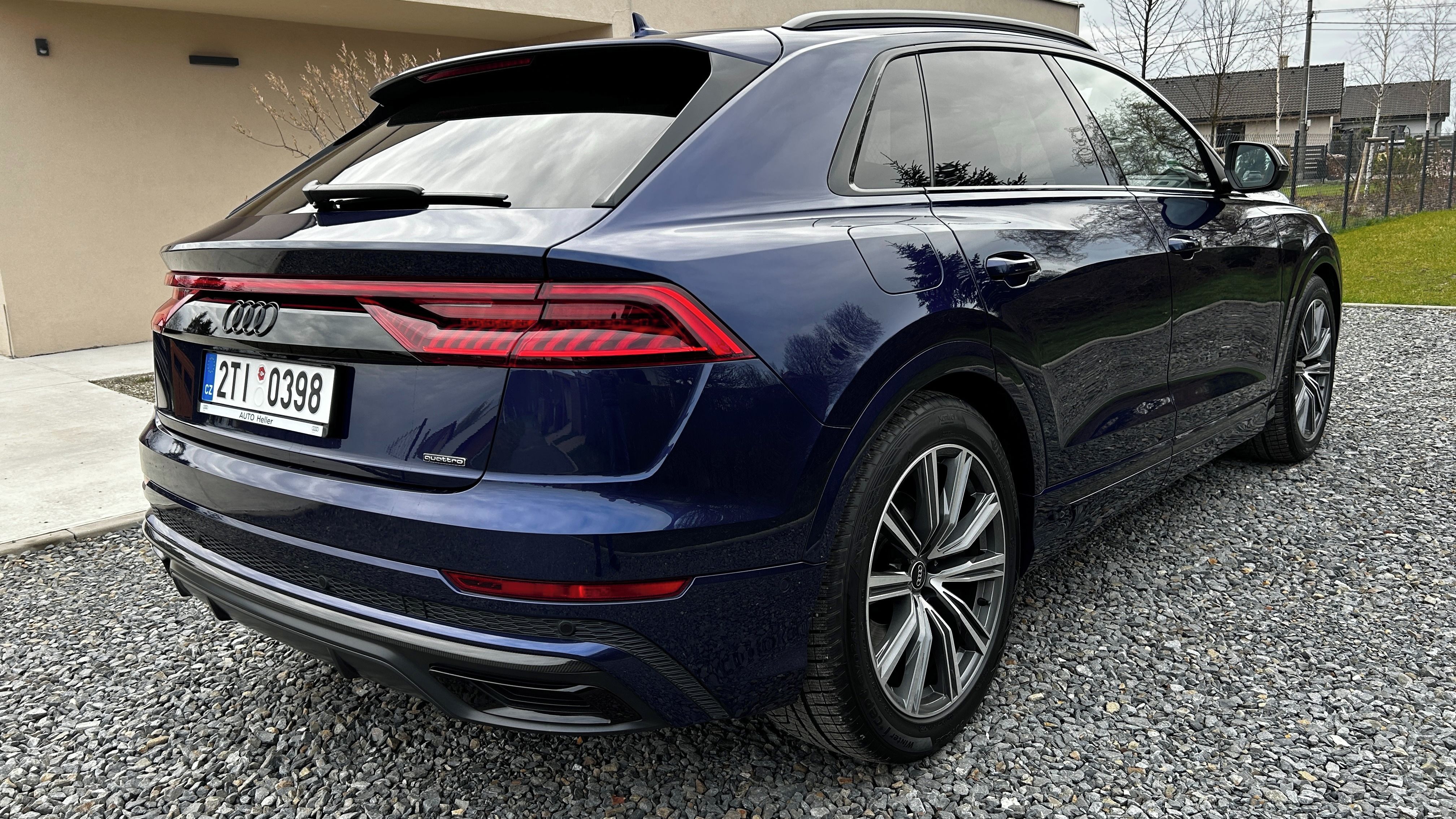 Audi Q8, AUDI Q8 45 TDI quattro - fotka 3
