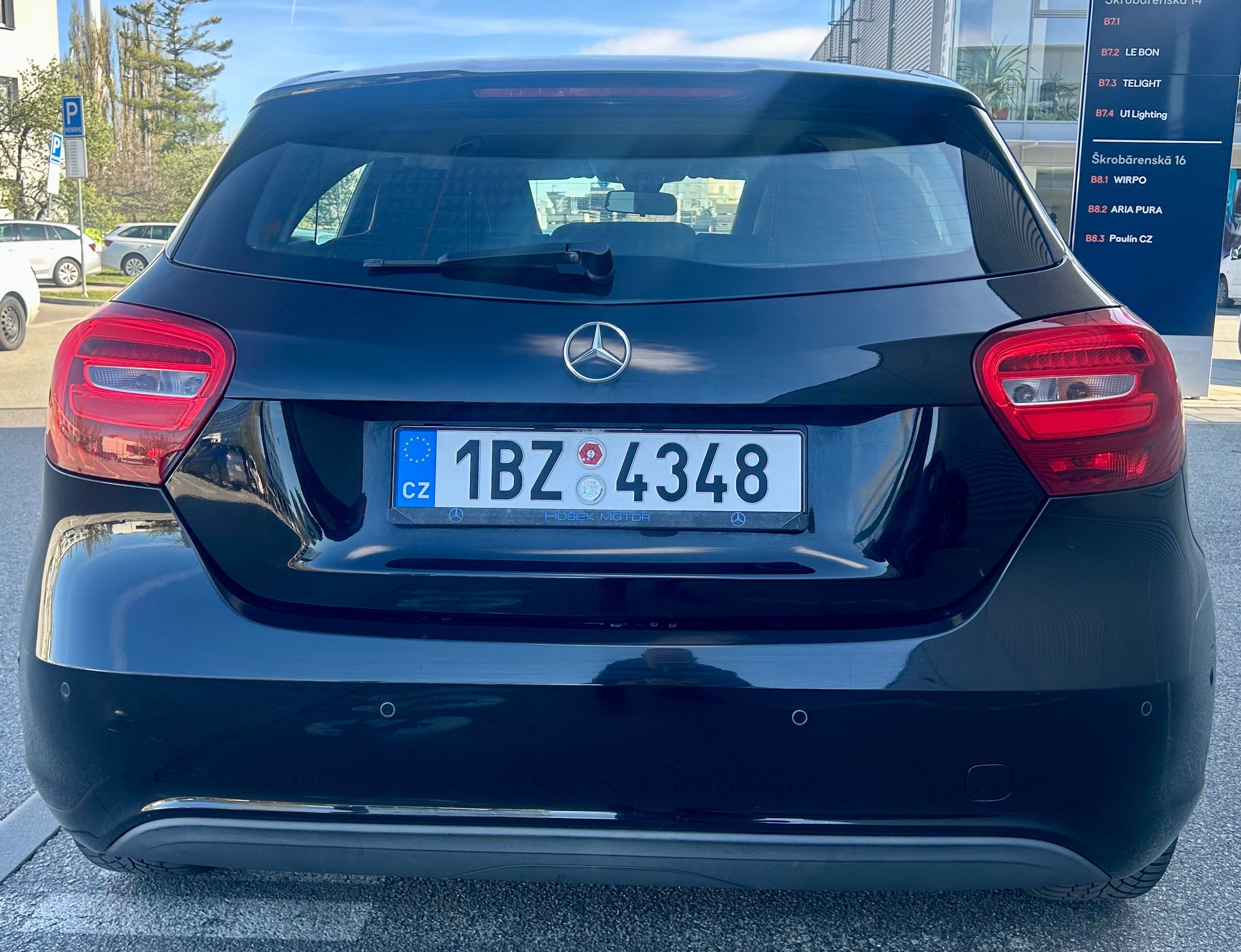 Mercedes-Benz Třídy A, 180i VYHŘEV-PDC-CZ - fotka 4