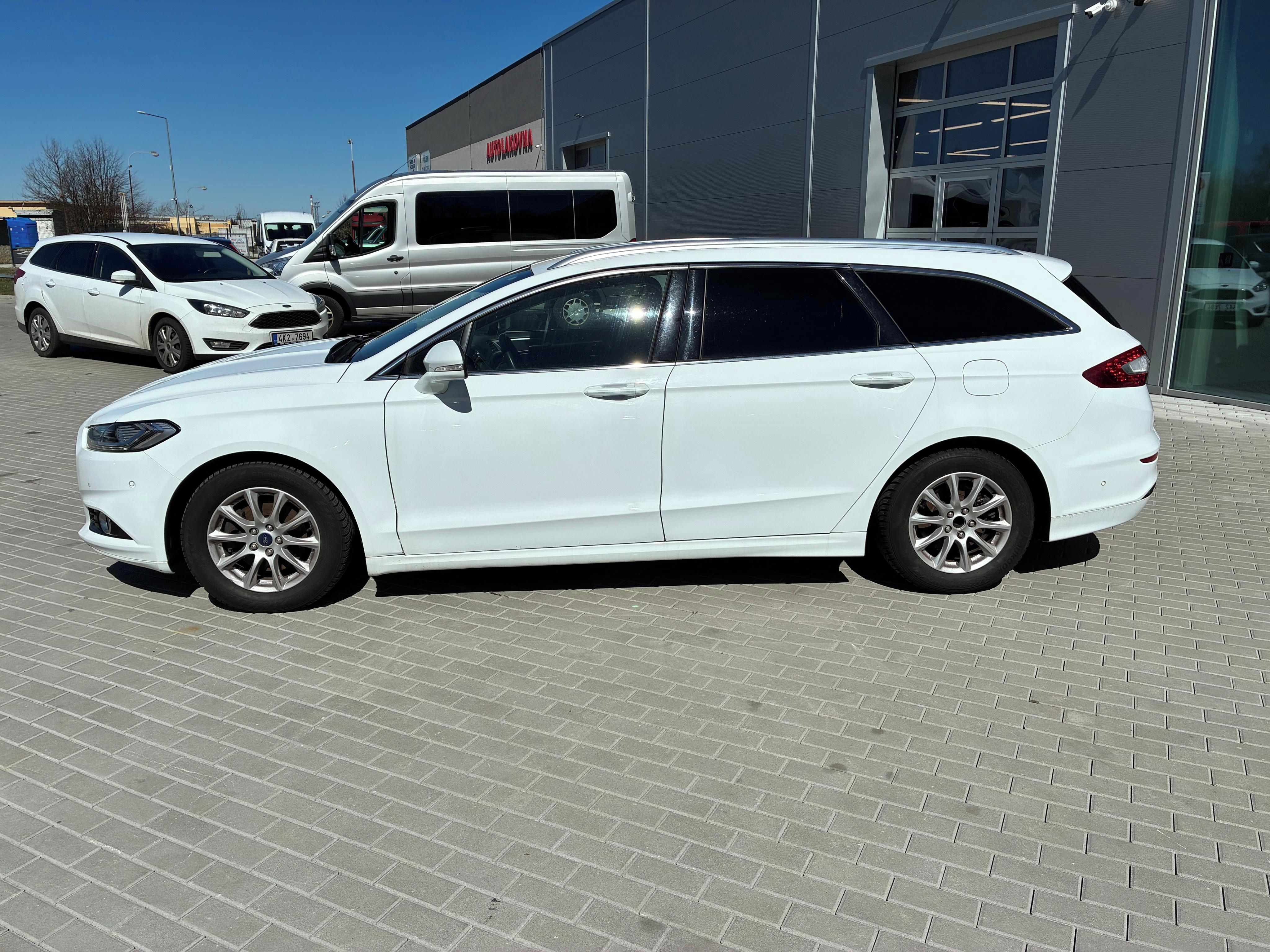 Ford Mondeo, Titanium 2,0 TDCi 110 kW - fotka 3