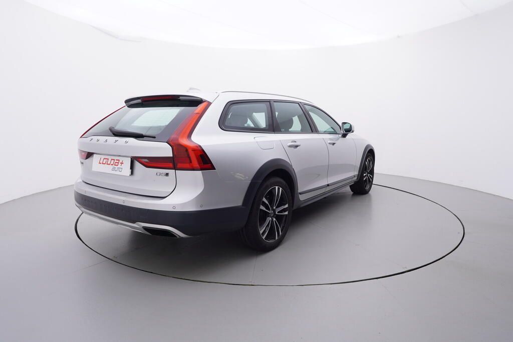 Volvo V90, Cross Country 2.0 173 kW - fotka 5