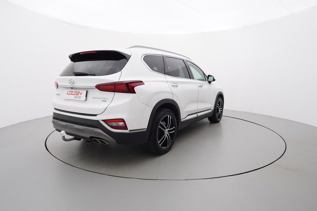 Hyundai Santa Fe, Premium Luxury 2.2 147 kW - fotka 5