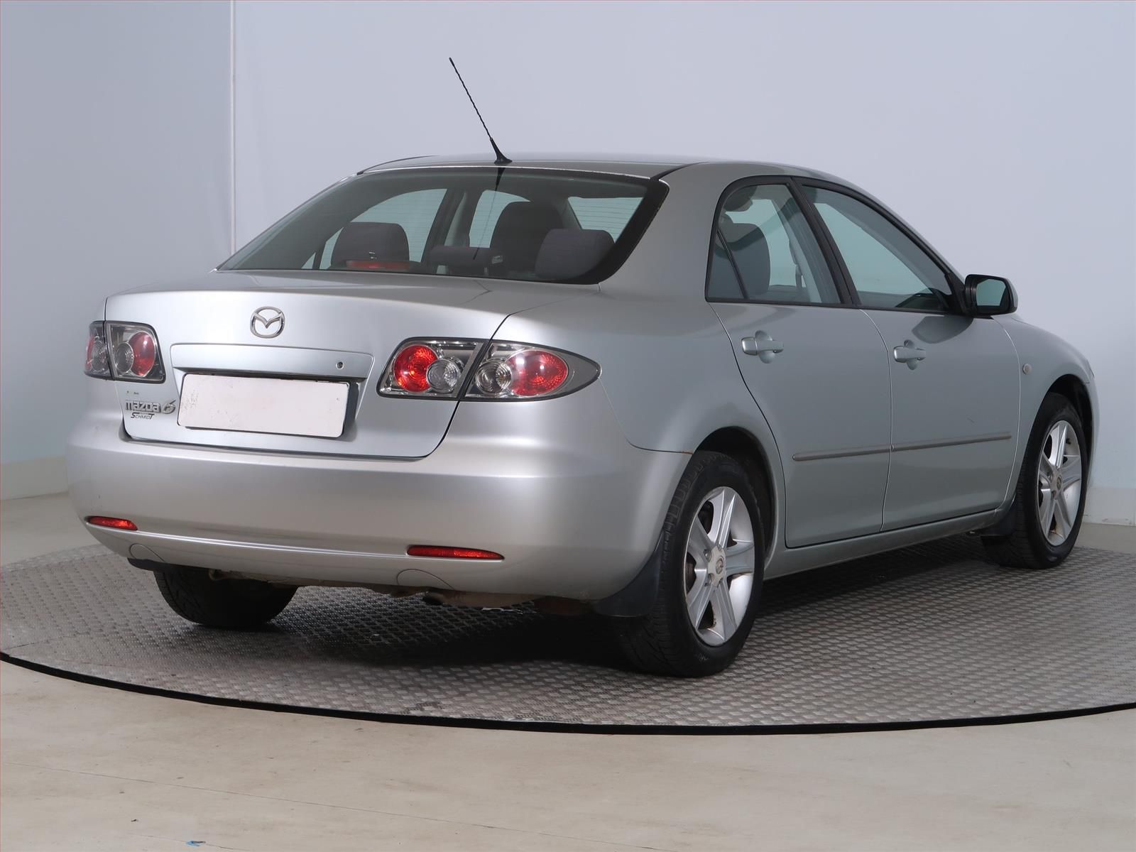 Mazda 6, 1.8, po STK, Klima - fotka 5