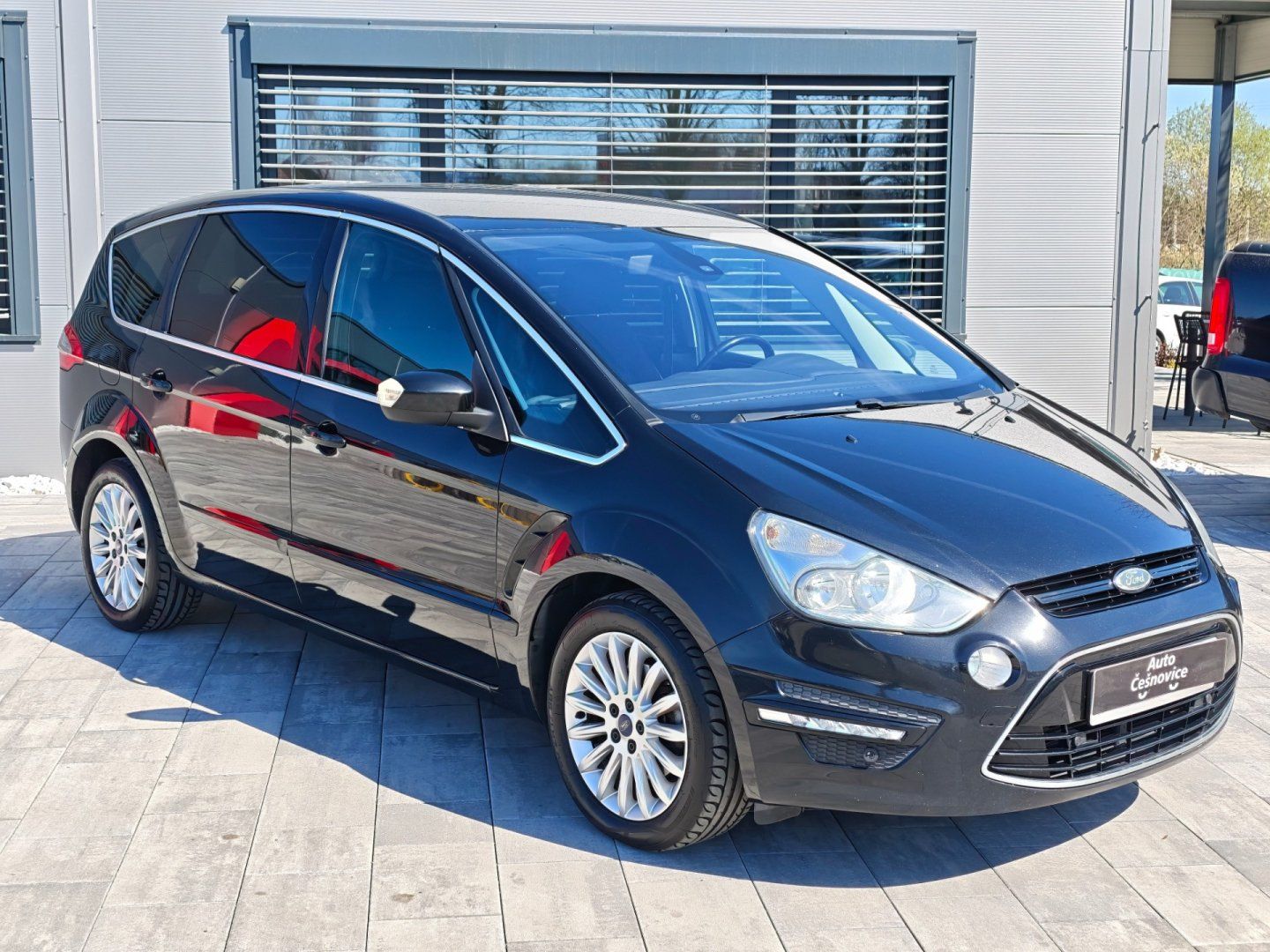 Ford S-MAX, 2,0 Tdci 103 Kw Titanium - fotka 3