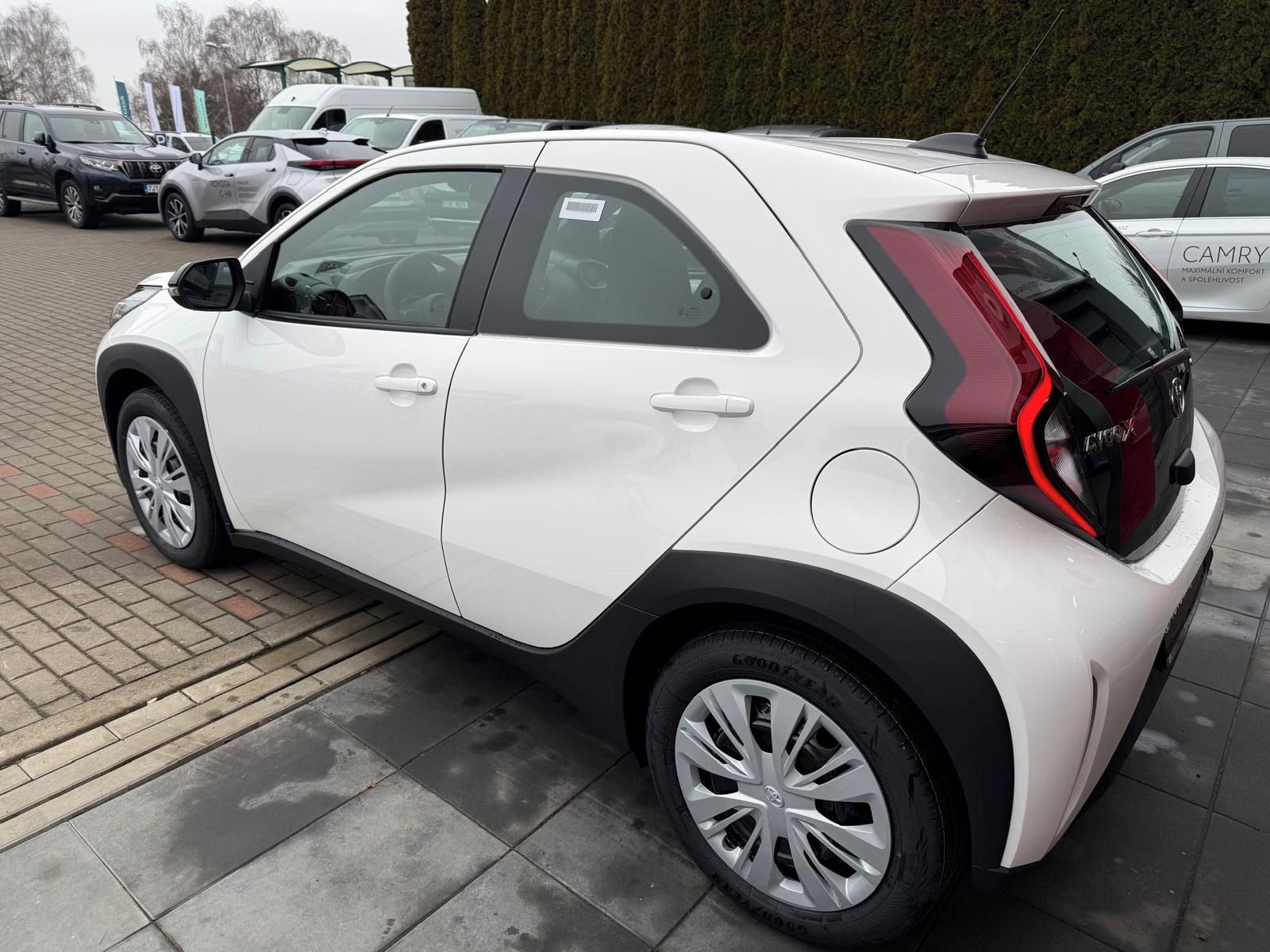 Toyota Aygo, 1.5HEV 116PS Active - fotka 3