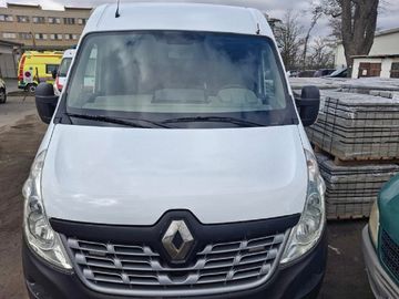 Renault Master 8 míst,