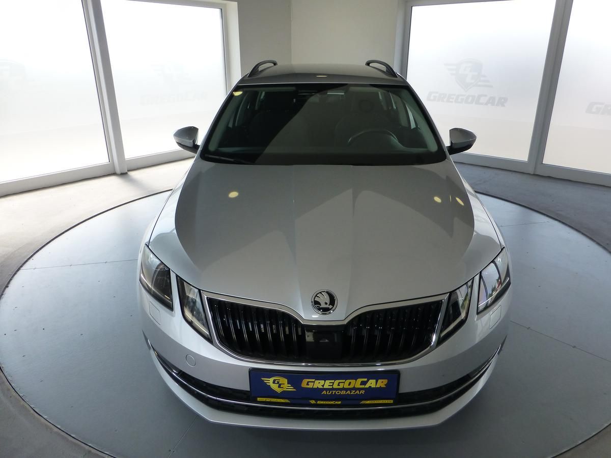 Škoda Octavia, 2,0TDI*NAVIGACE**ALU**PARK.S - fotka 2