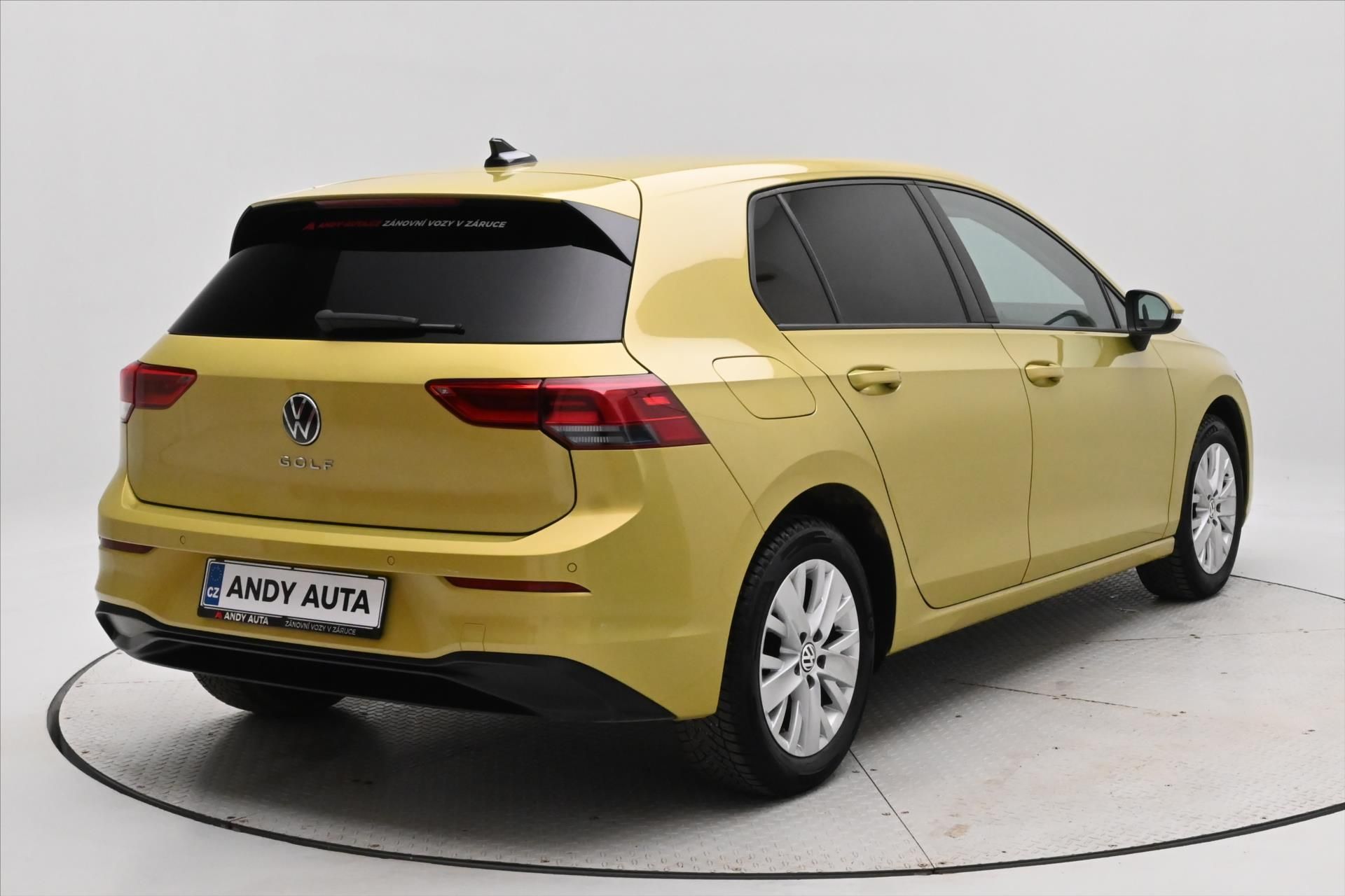 Volkswagen Golf, 1,0 TSI 81kW Life Záruka až 5 - fotka 5