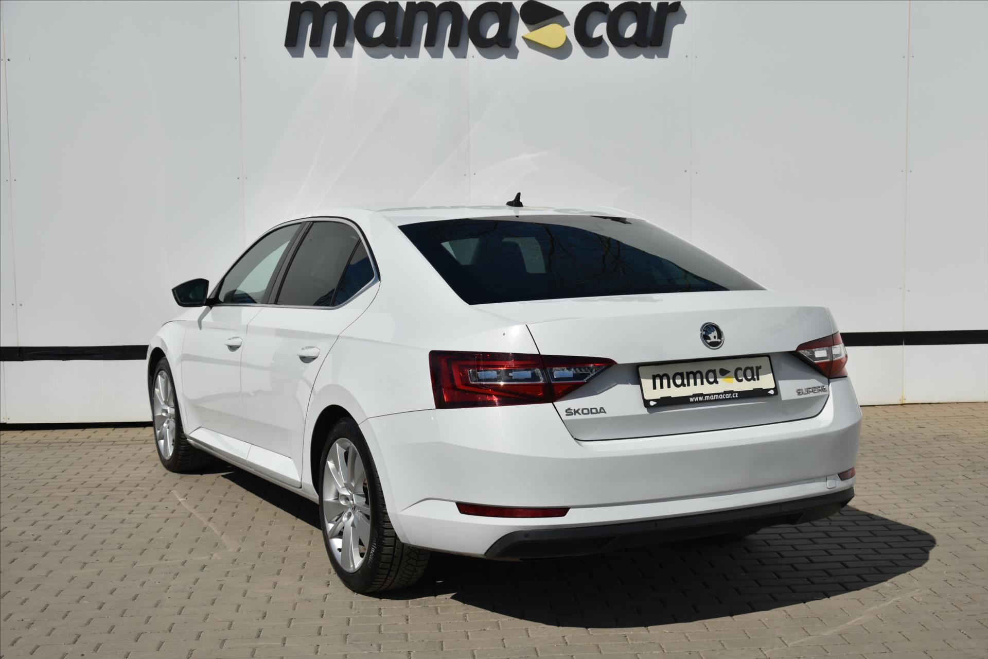 Škoda Superb, 2.0TDi BIXENON KŮŽE ACC ČR - fotka 5