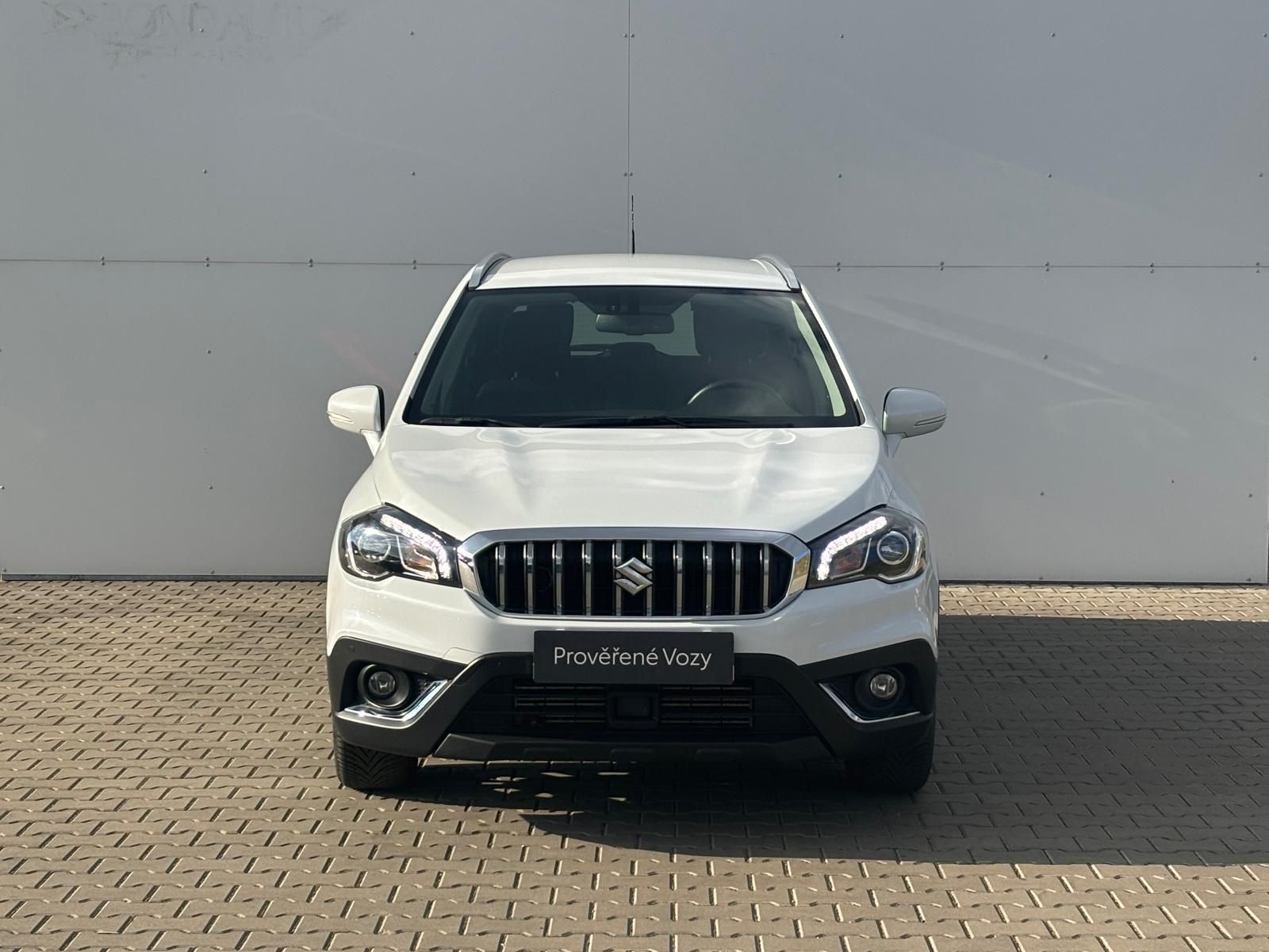 Suzuki SX4 S-Cross, 1.4 Boosterjet Premium Hybrid - fotka 4