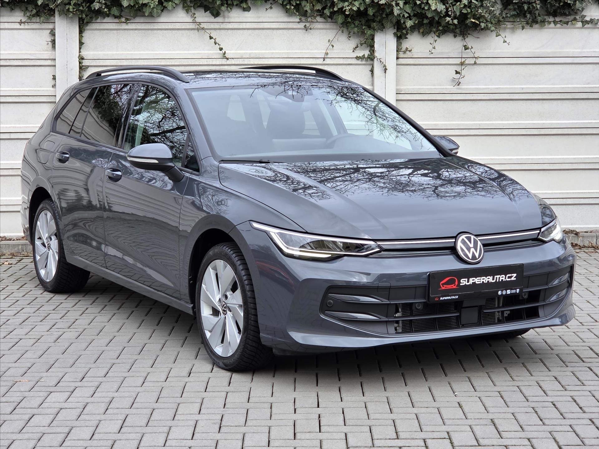 Volkswagen Golf, 1,5 eTSi 110kW DSG Life Tov.zá