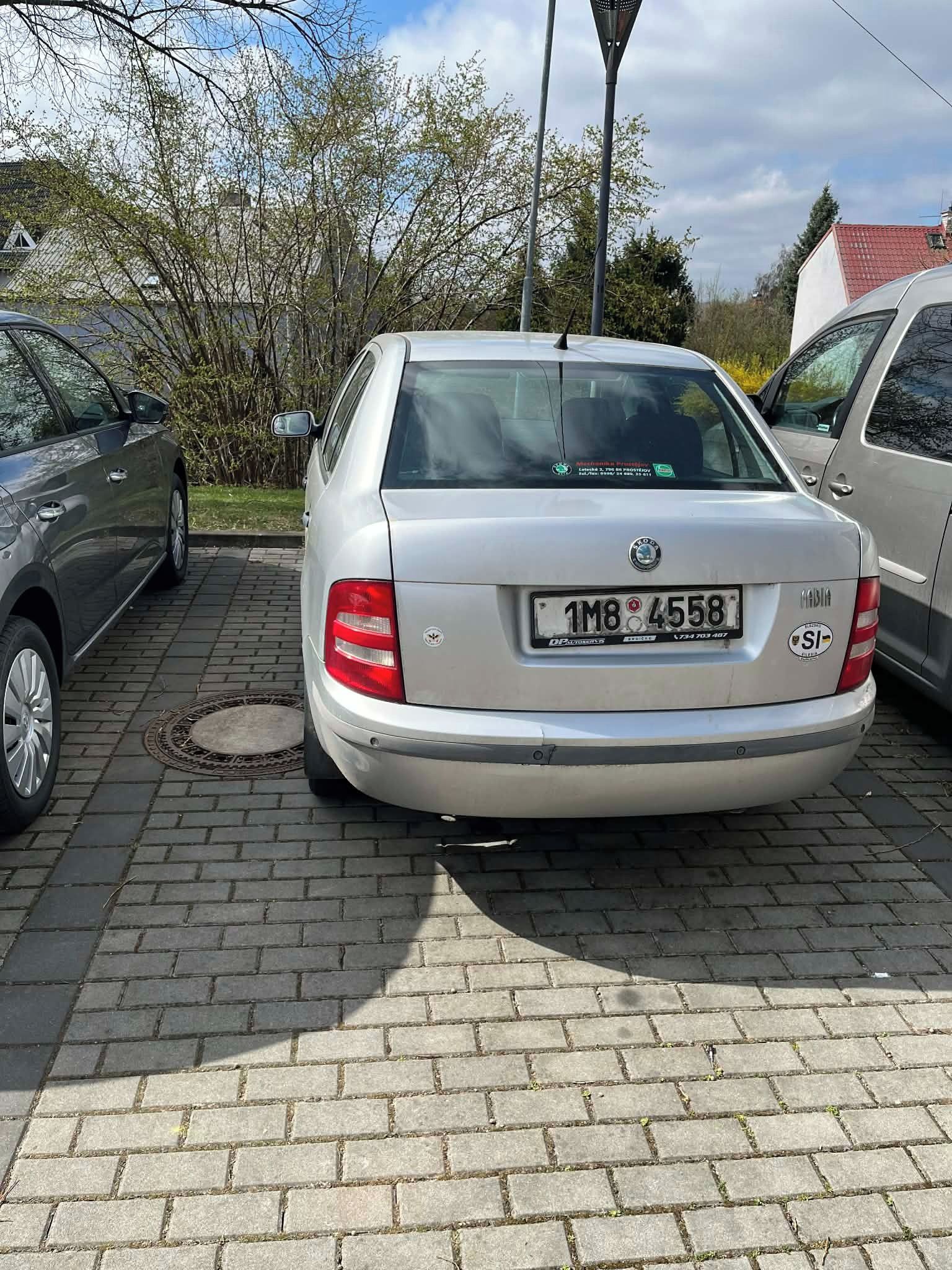 Škoda Fabia, Škoda Fabia Sedan 1.4 benzin - fotka 6