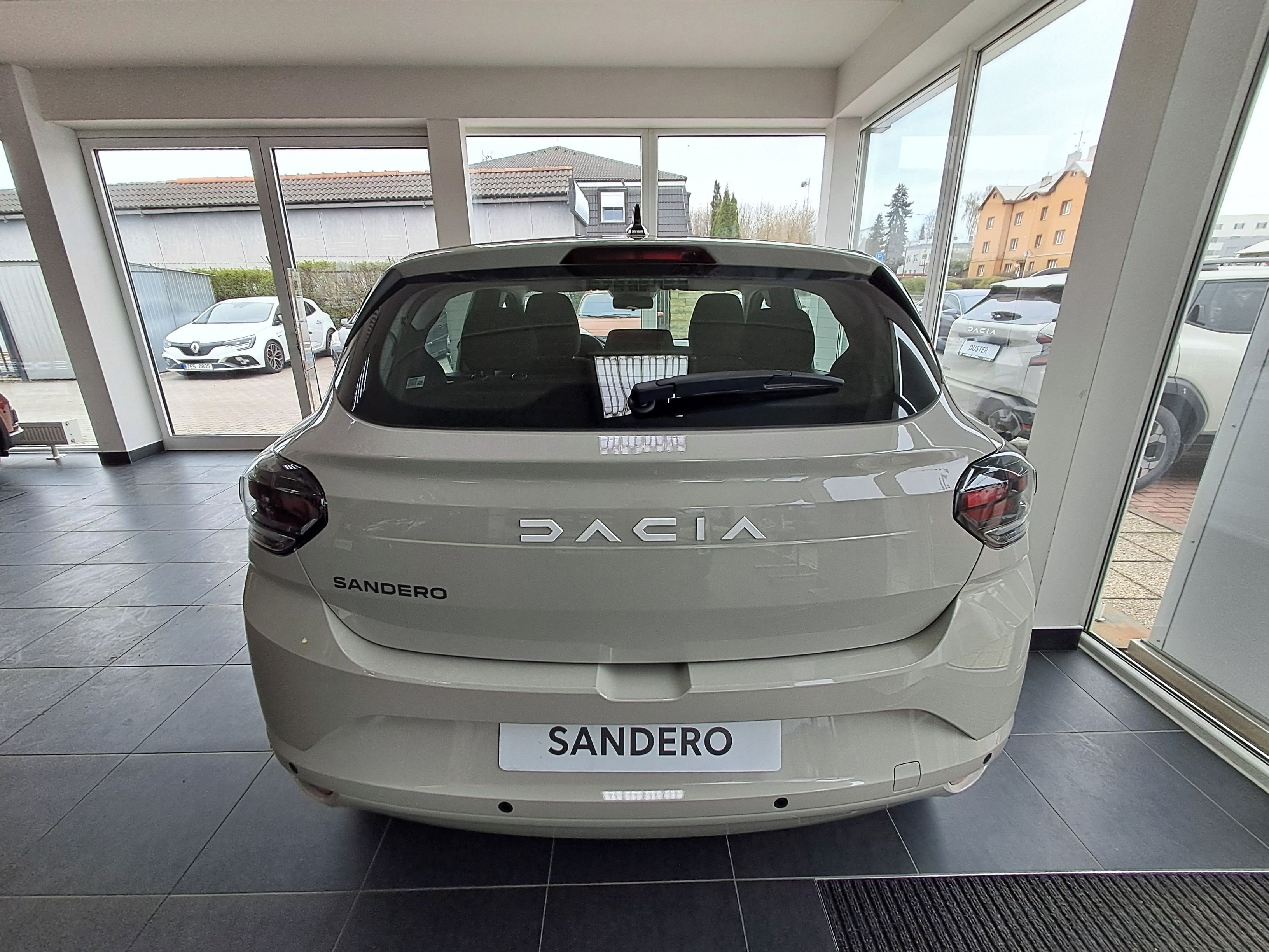 Dacia Sandero, 1.2_Eco-G 120 Journey - fotka 4
