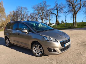 1.6 HDi Allure - Servisováno