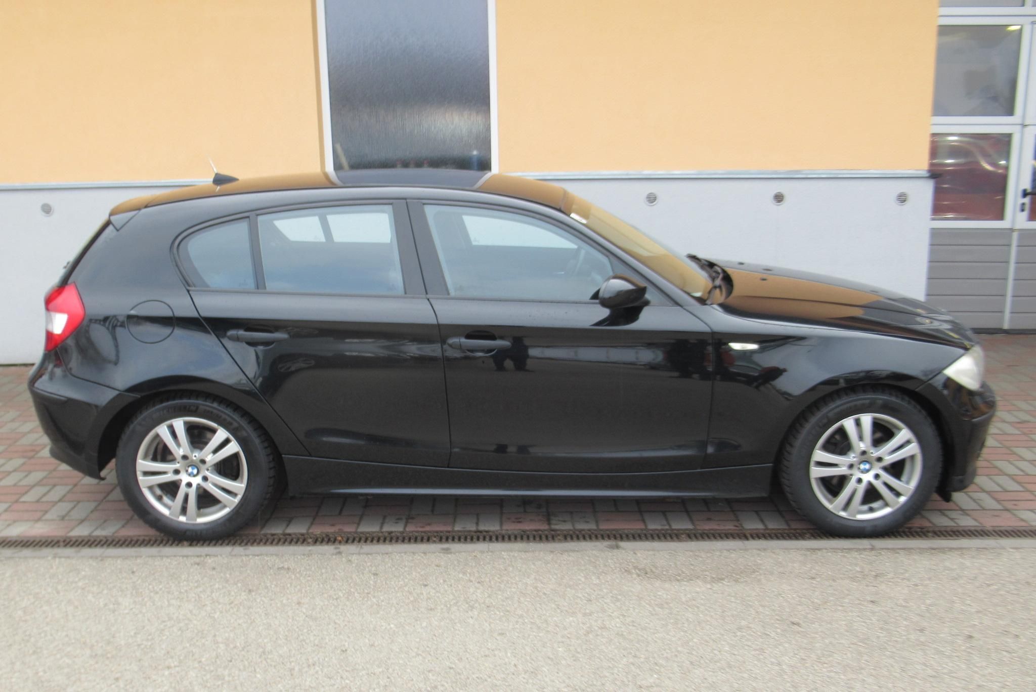 BMW Řada 1, 118d 2.0D  KLIMA - fotka 3