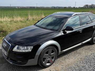 3.0TDI 176kw, keyless, ČR