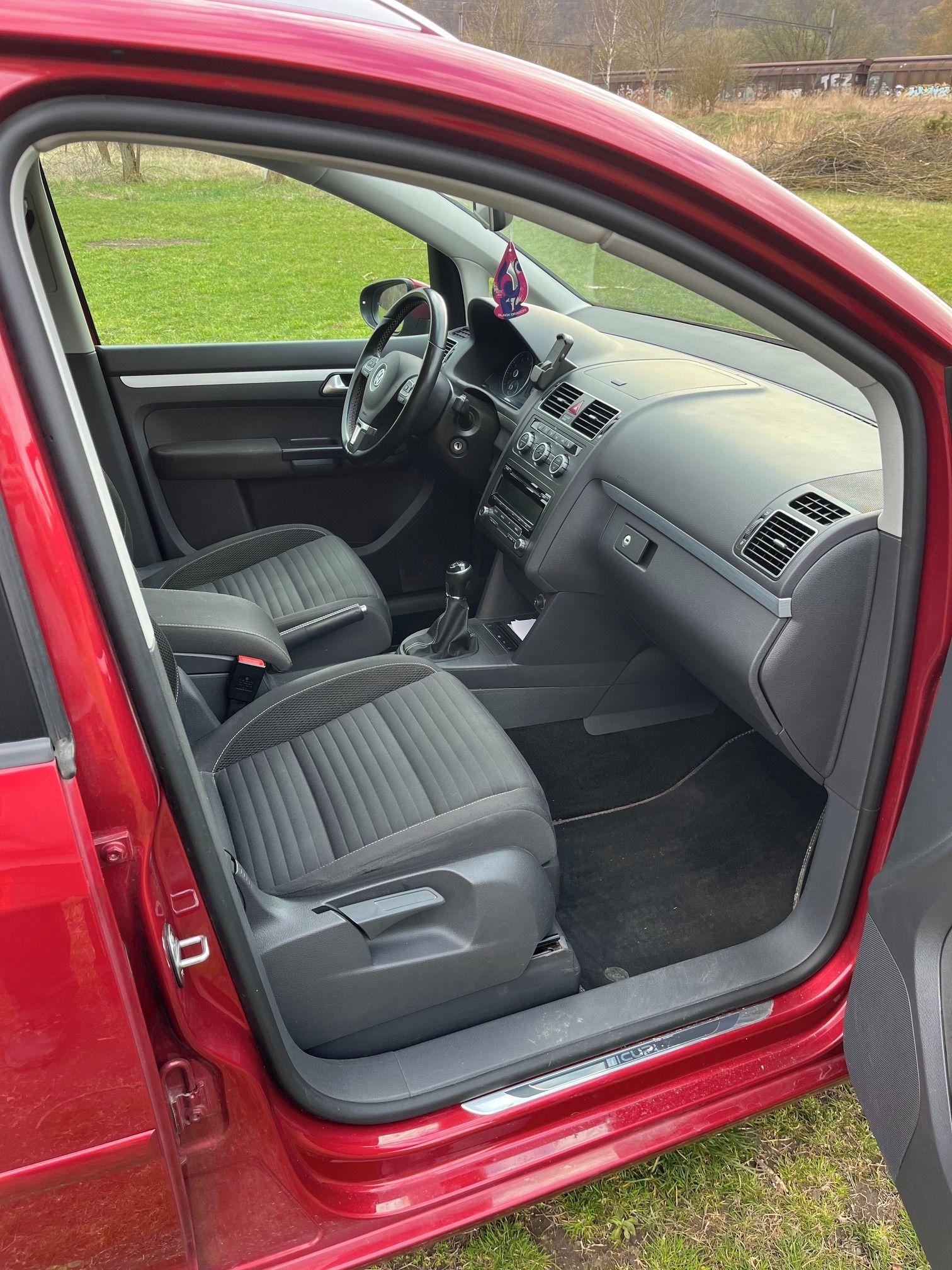 Volkswagen Touran, 1,2 TSI 77 kW, 1.majitel ČR - fotka 6