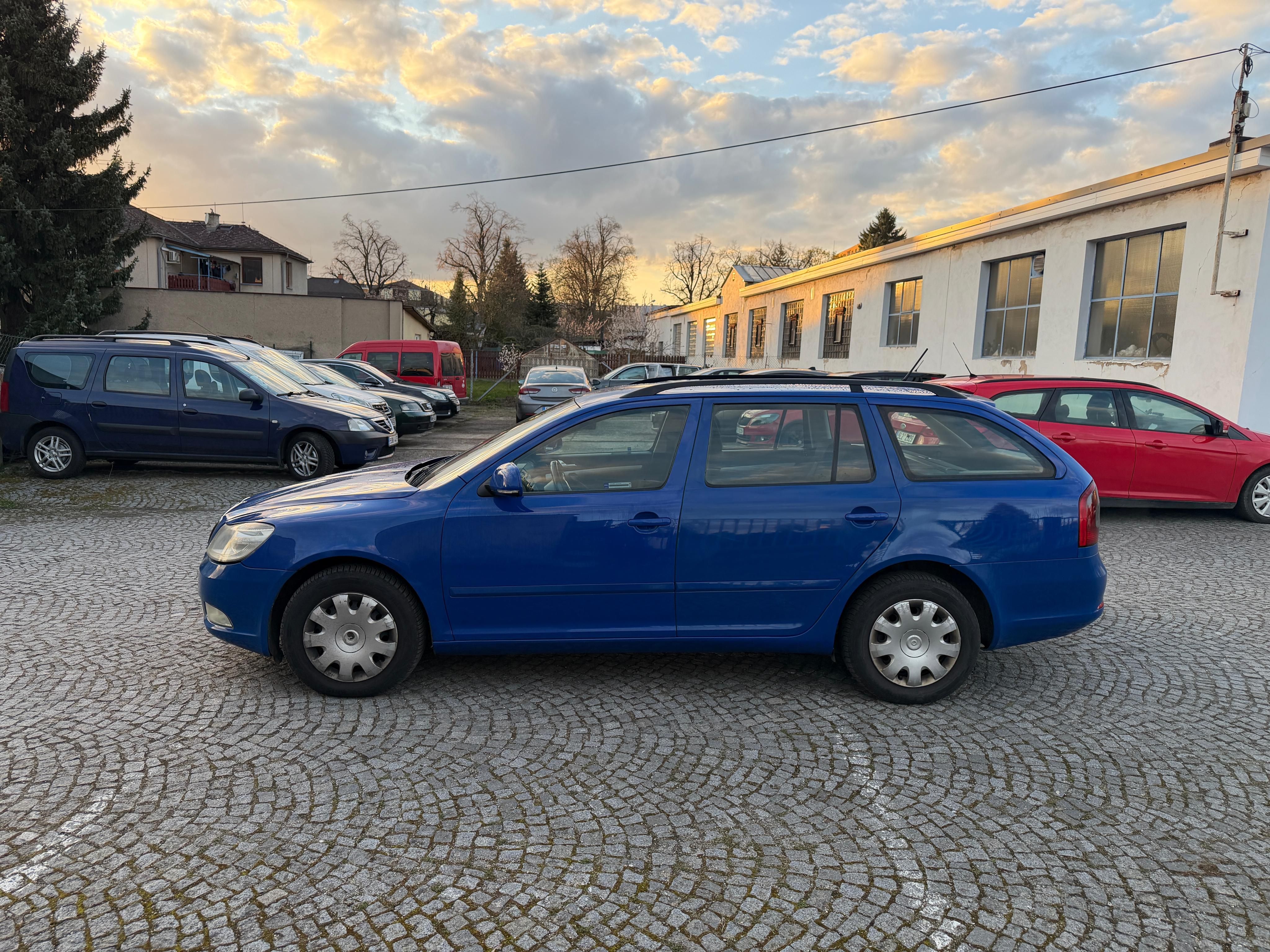 Škoda Octavia, 1.6 TDi, 77kW, STK do 01/2027 - fotka 4