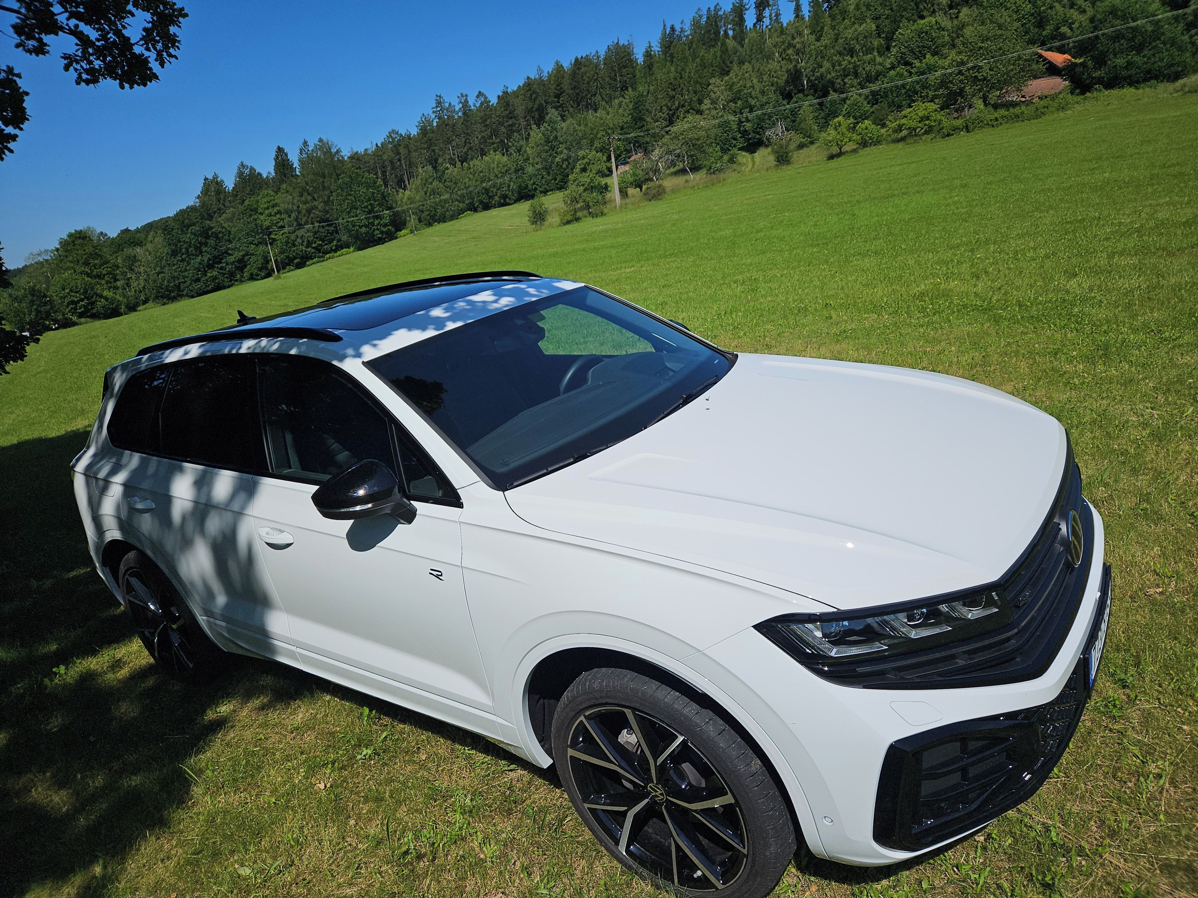 Volkswagen Touareg, R-line MAXI VÝBAVA záruka 5let - fotka 6