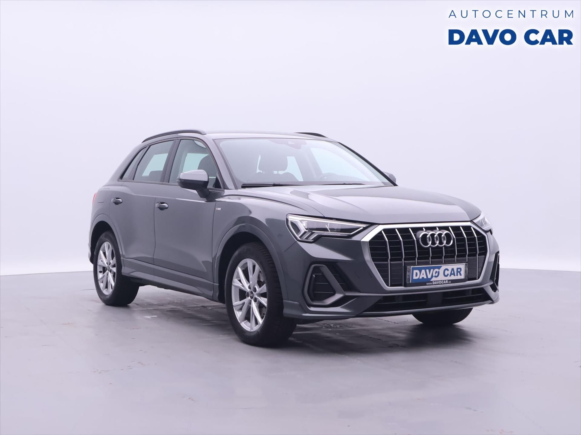 Audi Q3, 1,5 35 TFSI S tronic S line CZ