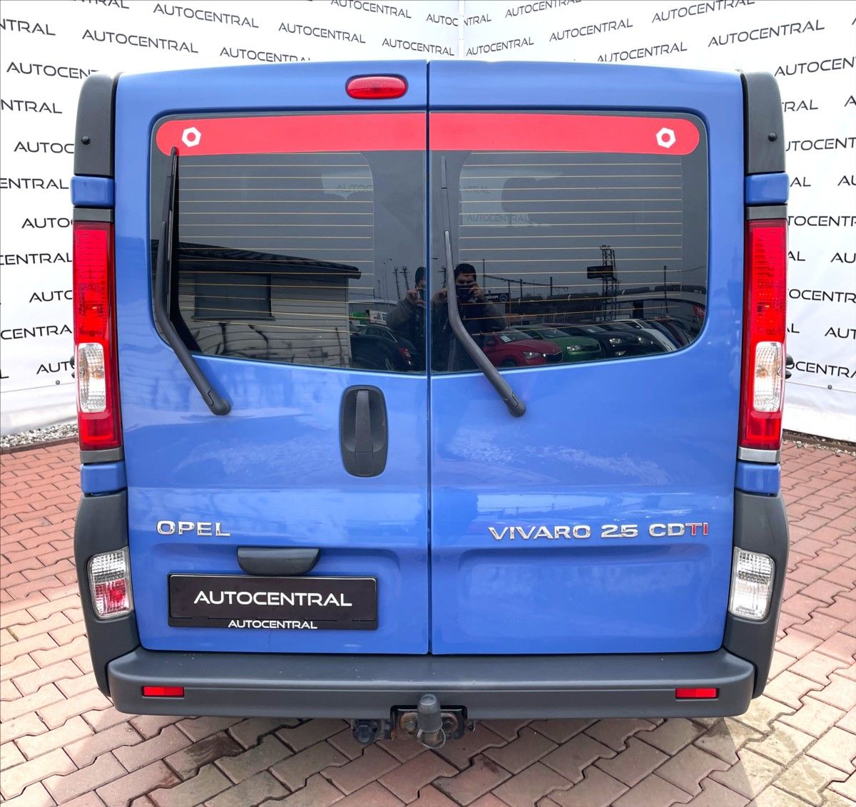 Opel Vivaro, 2,5 D,107kW,9míst,po servisu,L - fotka 5