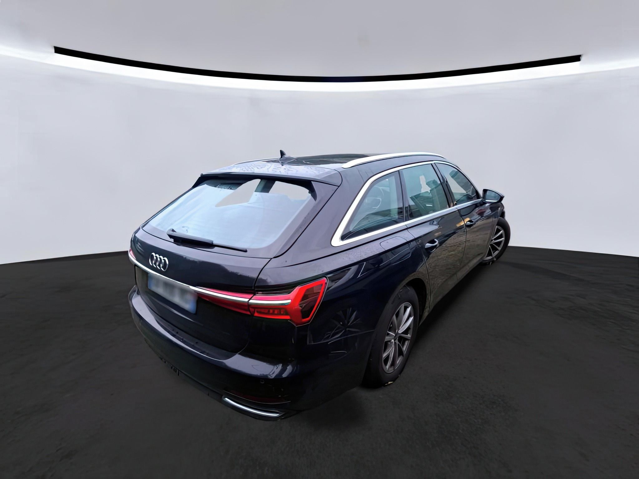 Audi A6, Avant 2.0TDI nebouráno - fotka 4