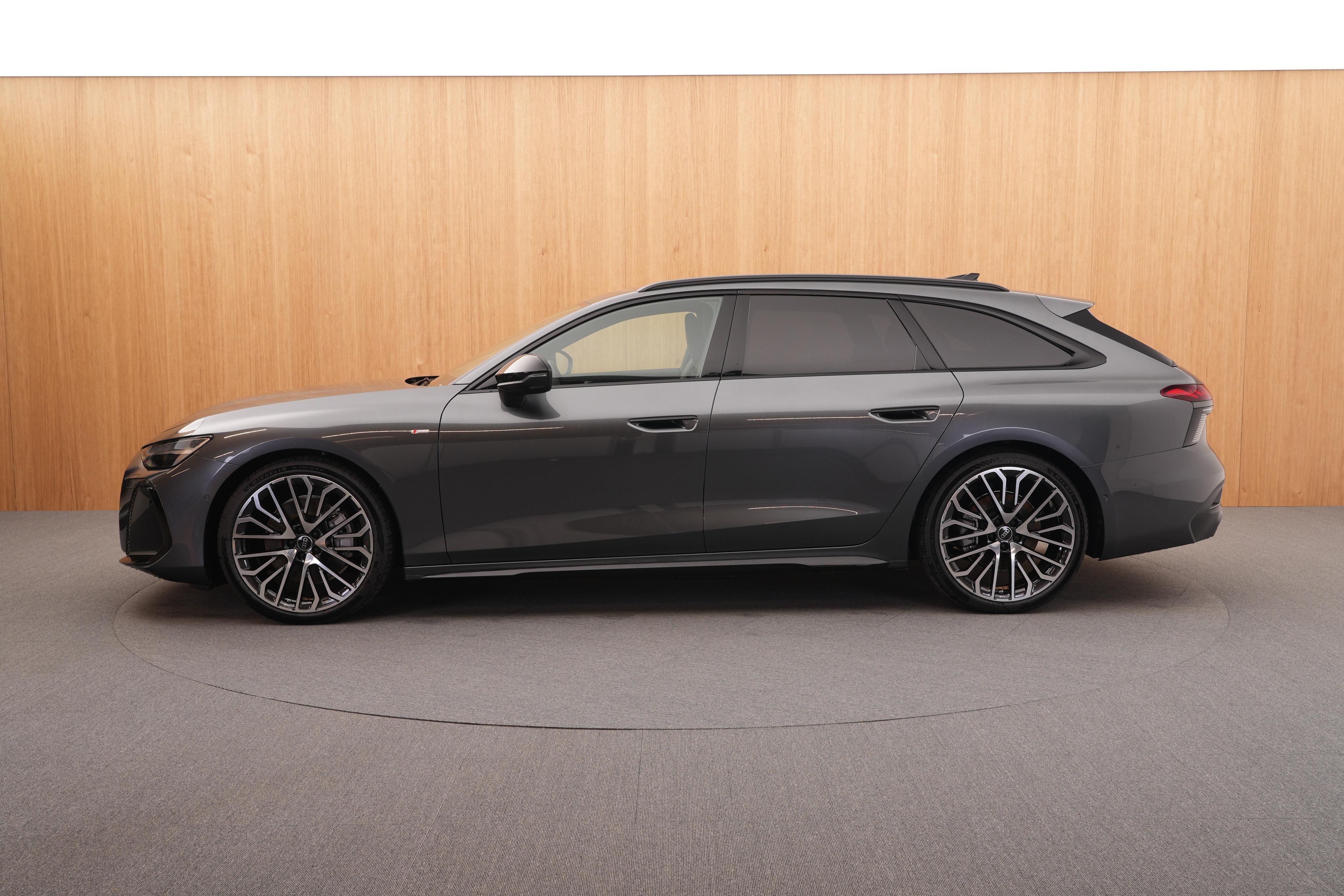 Audi A6, S line TDI quattro S tronic - fotka 2