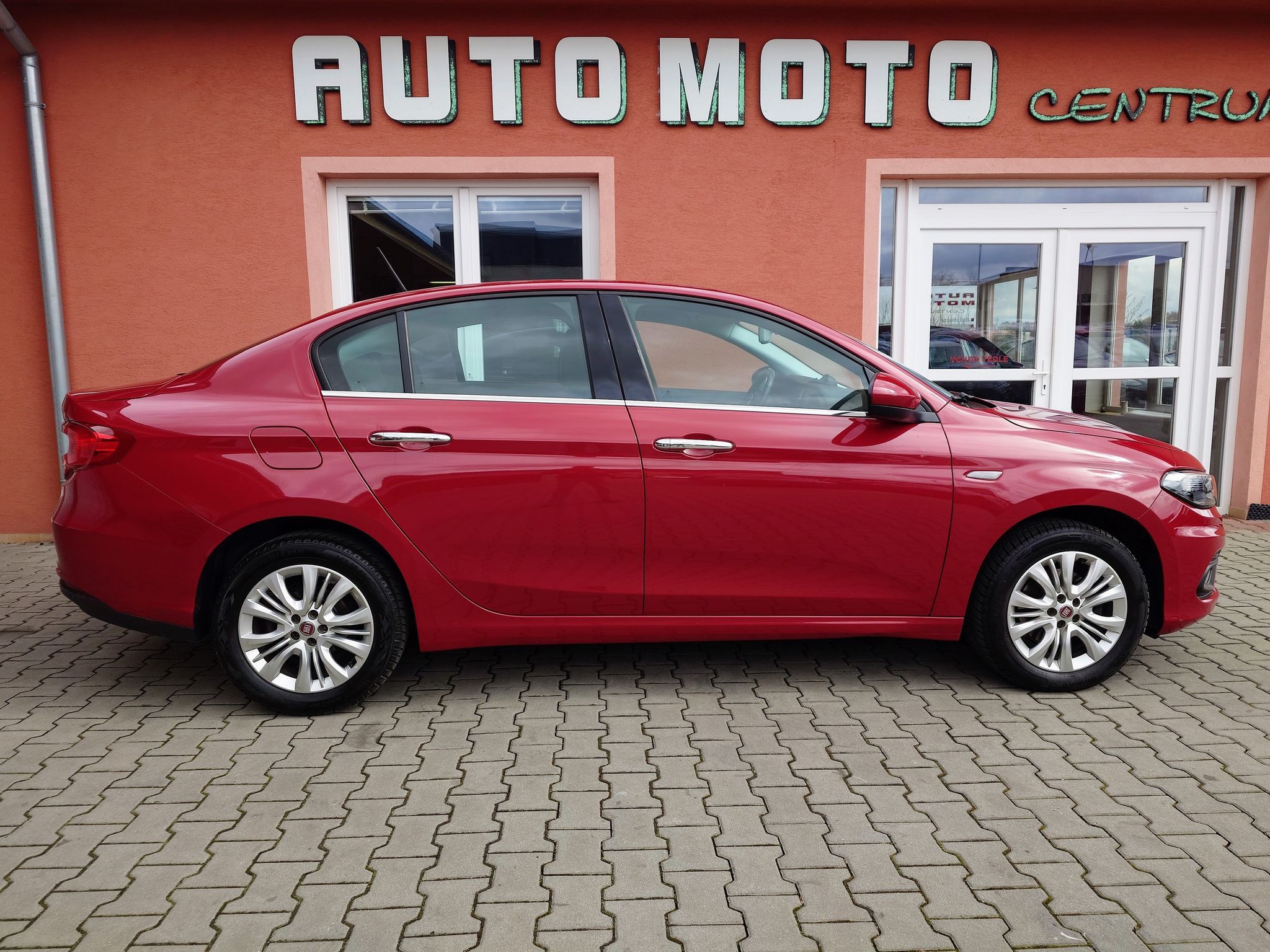 Fiat Tipo, 1.6 JTDM Easy 88 kW - fotka 5