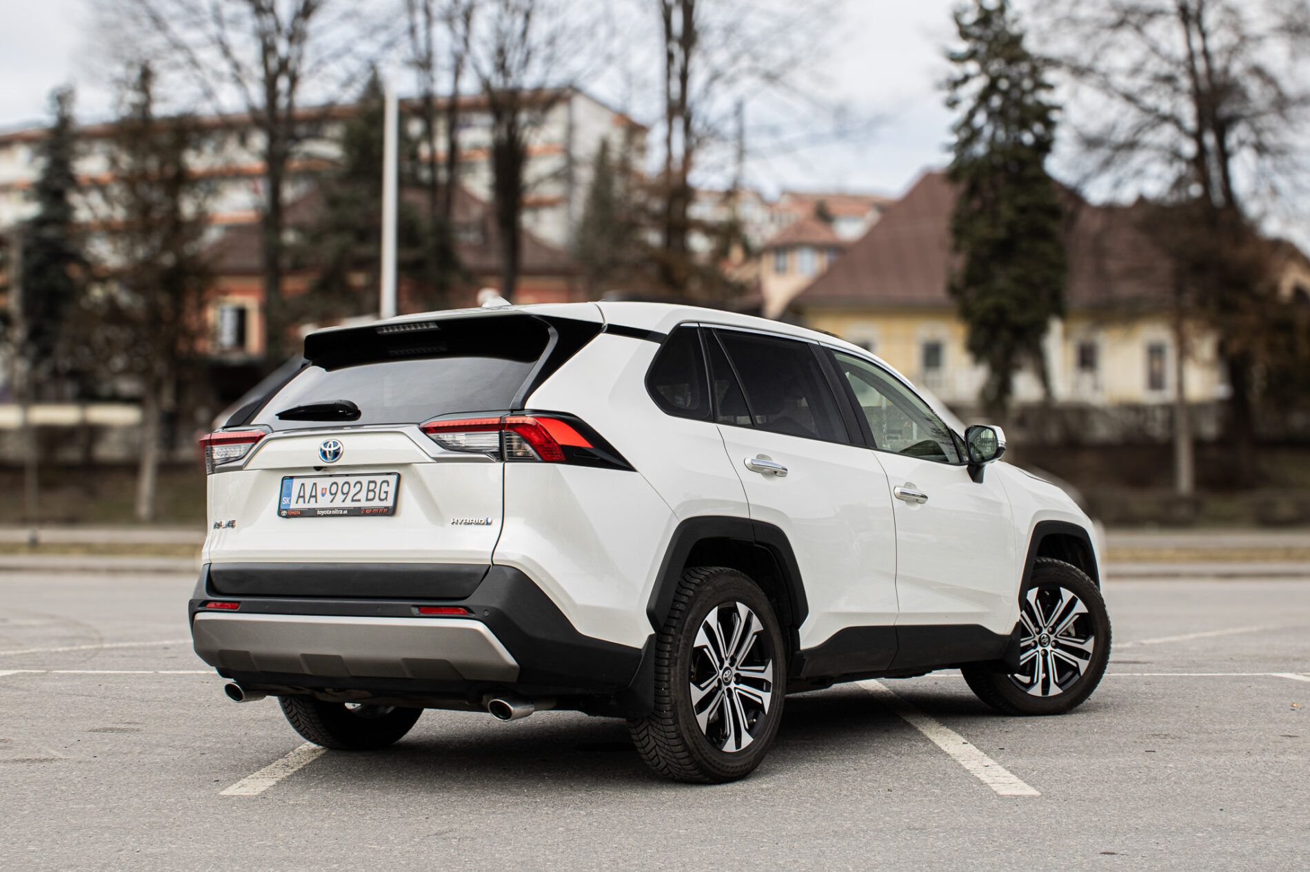 Toyota Rav4 - fotka 6