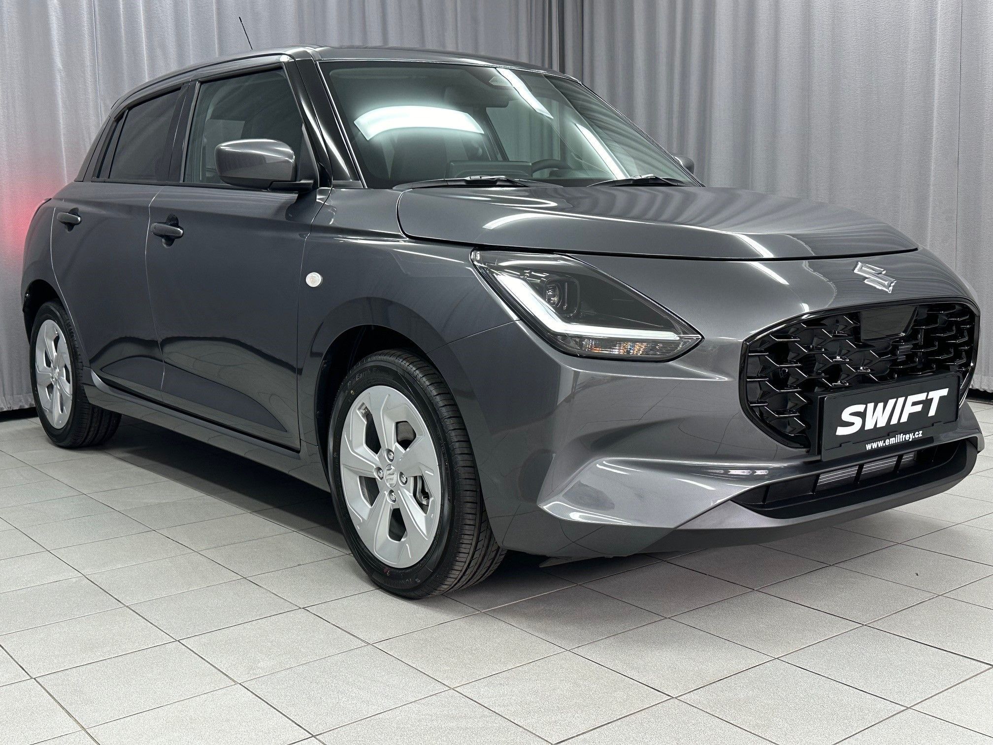 Suzuki Swift, 1,2 Premium AT- vůz ve výrobě - fotka 3