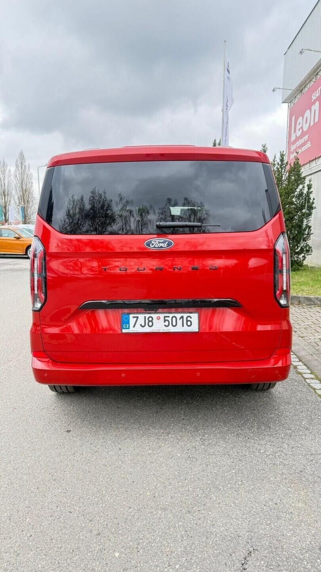 Ford Tourneo Custom, Tourneo Custom Titanium X, 2,0 - fotka 6