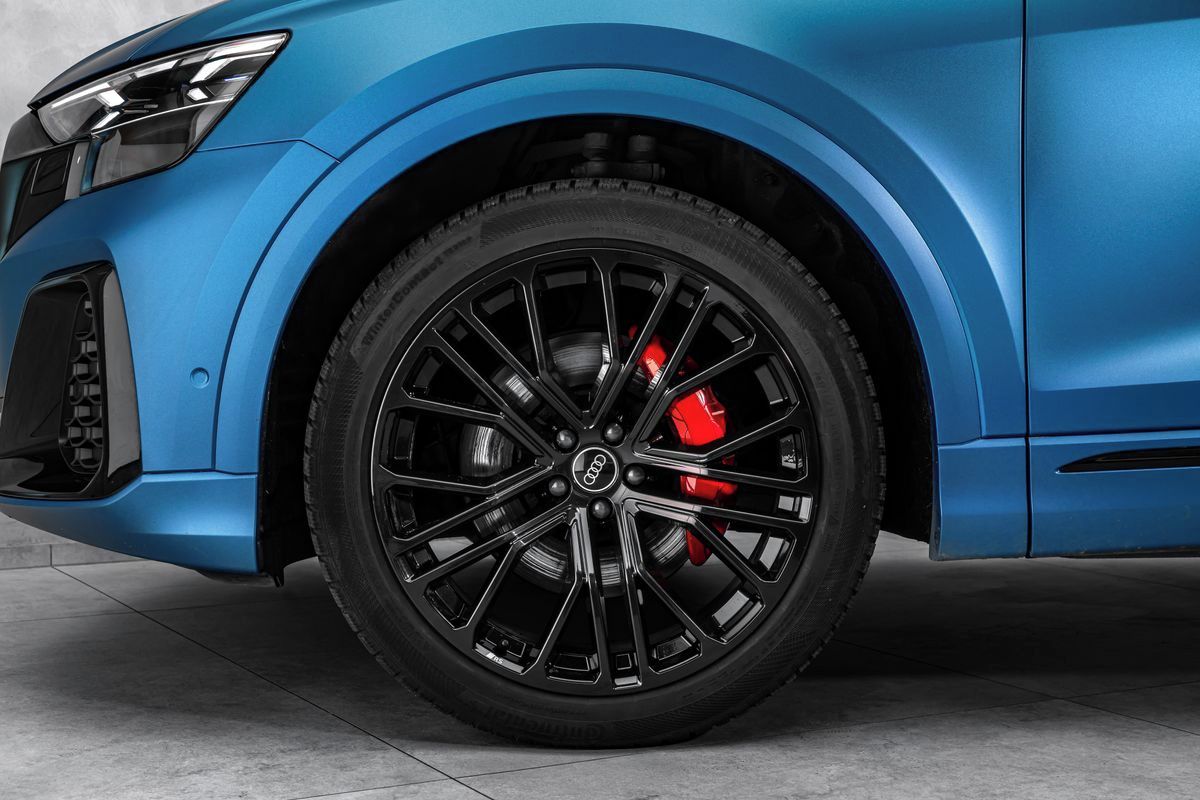 Audi Q8, 50TDI Q S-line Matrix Vzduch B - fotka 2