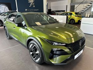 Peugeot 408, GT Plug-in HYBRID 240 e-DCS7