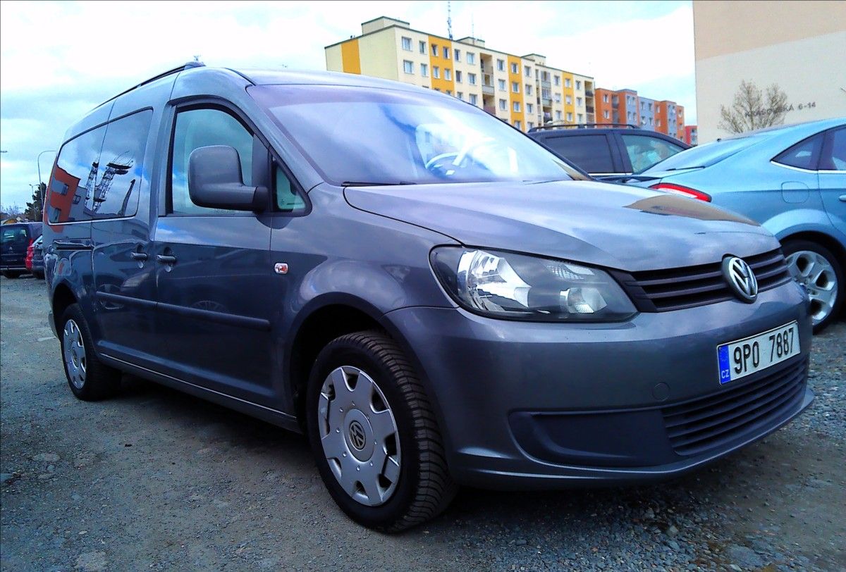 Volkswagen Caddy, 1,6   TDi 5míst TOP STAV - fotka 2