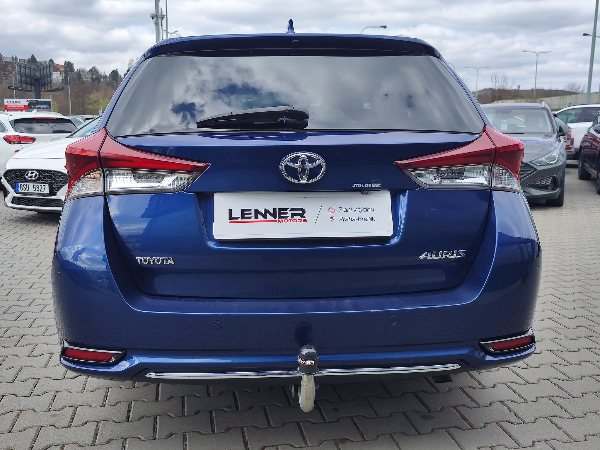 Toyota Auris, 1.6 D-4D/82kW Executive TS - fotka 6