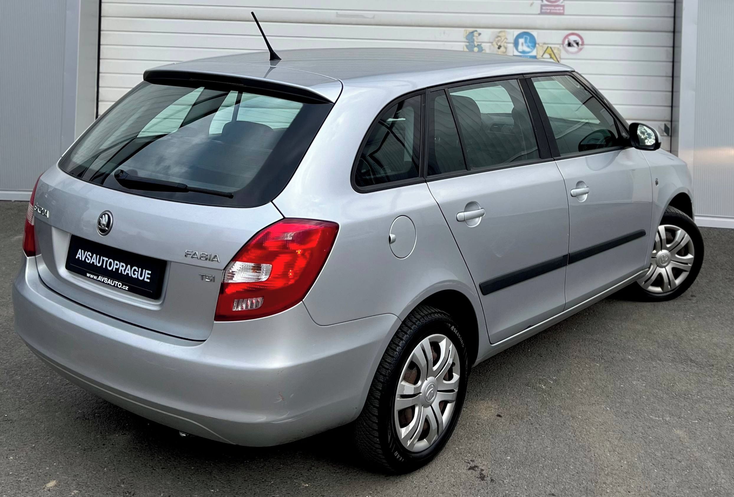 Škoda Fabia, KOMBI 1.2 TSI DSG 2013 - fotka 4