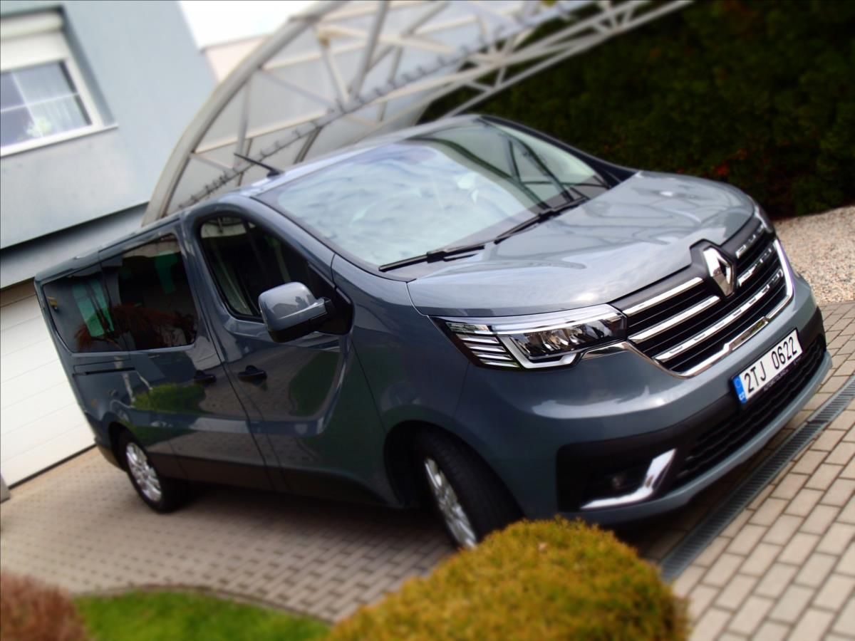 Renault Trafic, 2,0 1.maj. ČR,DPH, 8míst - fotka 3