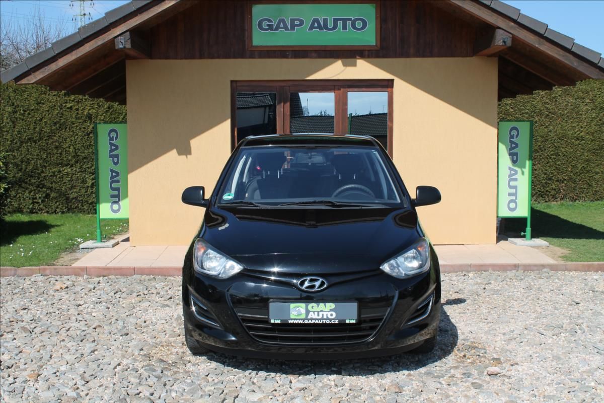 Hyundai i20, 1.2i 63kW KLIMA - fotka 2