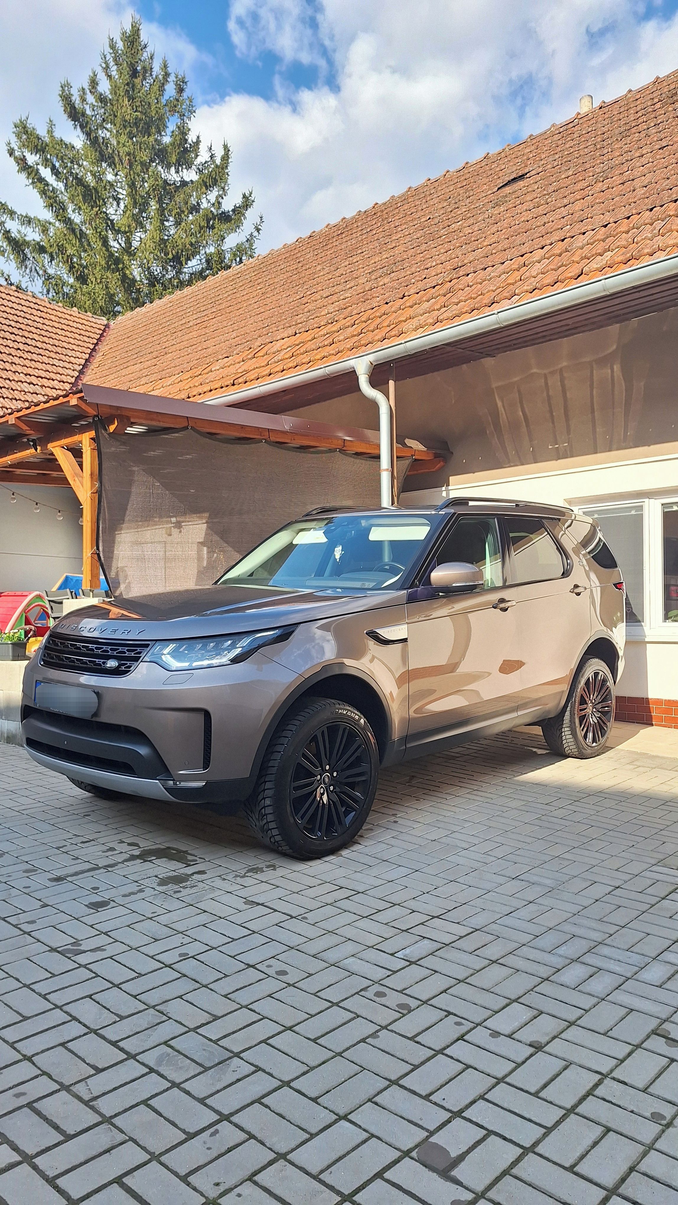 Land Rover Discovery, ČR/DPH/GARÁŽOVANÉ - fotka 3