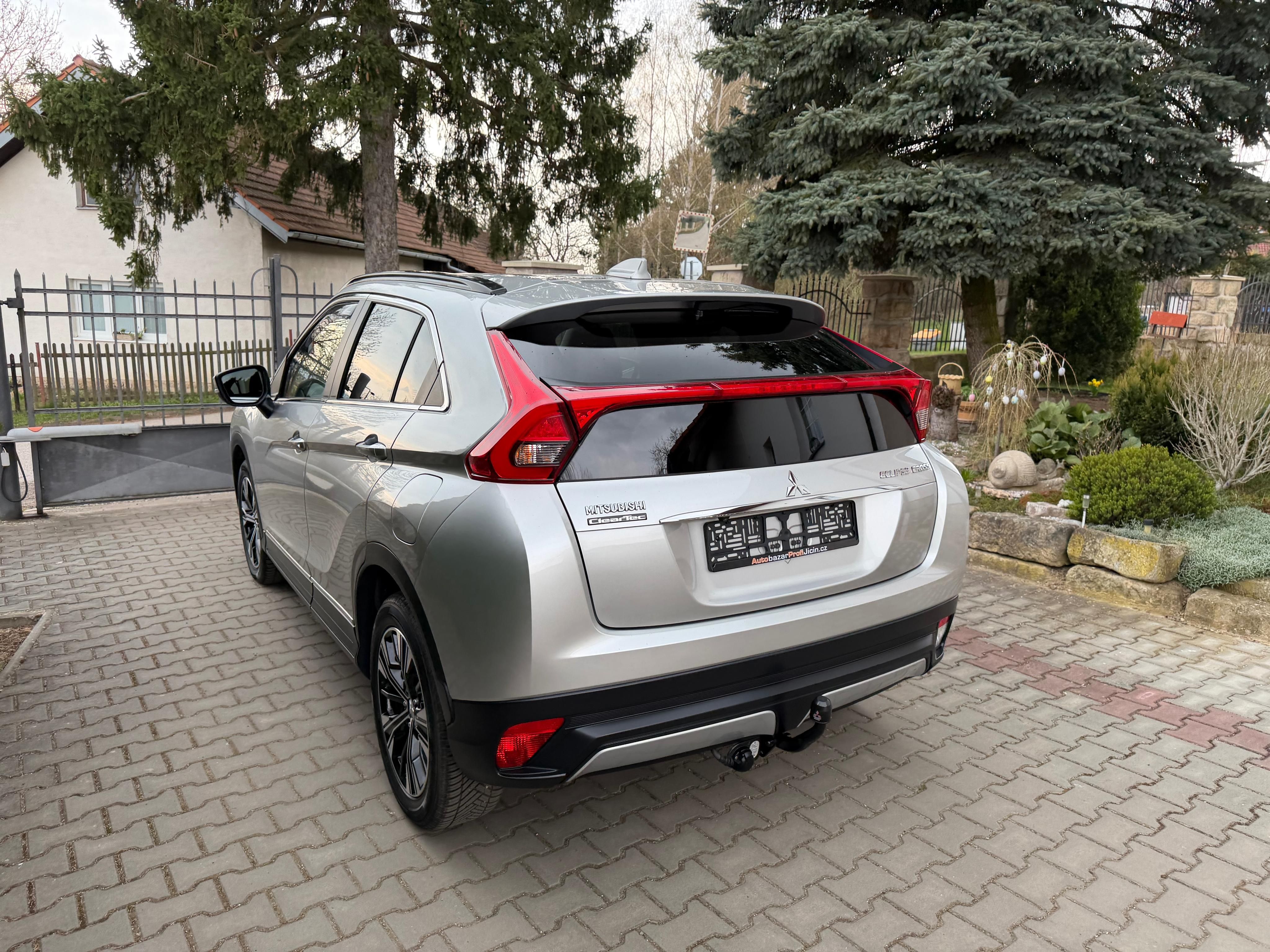Mitsubishi Eclipse Cross, 1,5T-i Active ,automat , Tažné - fotka 6