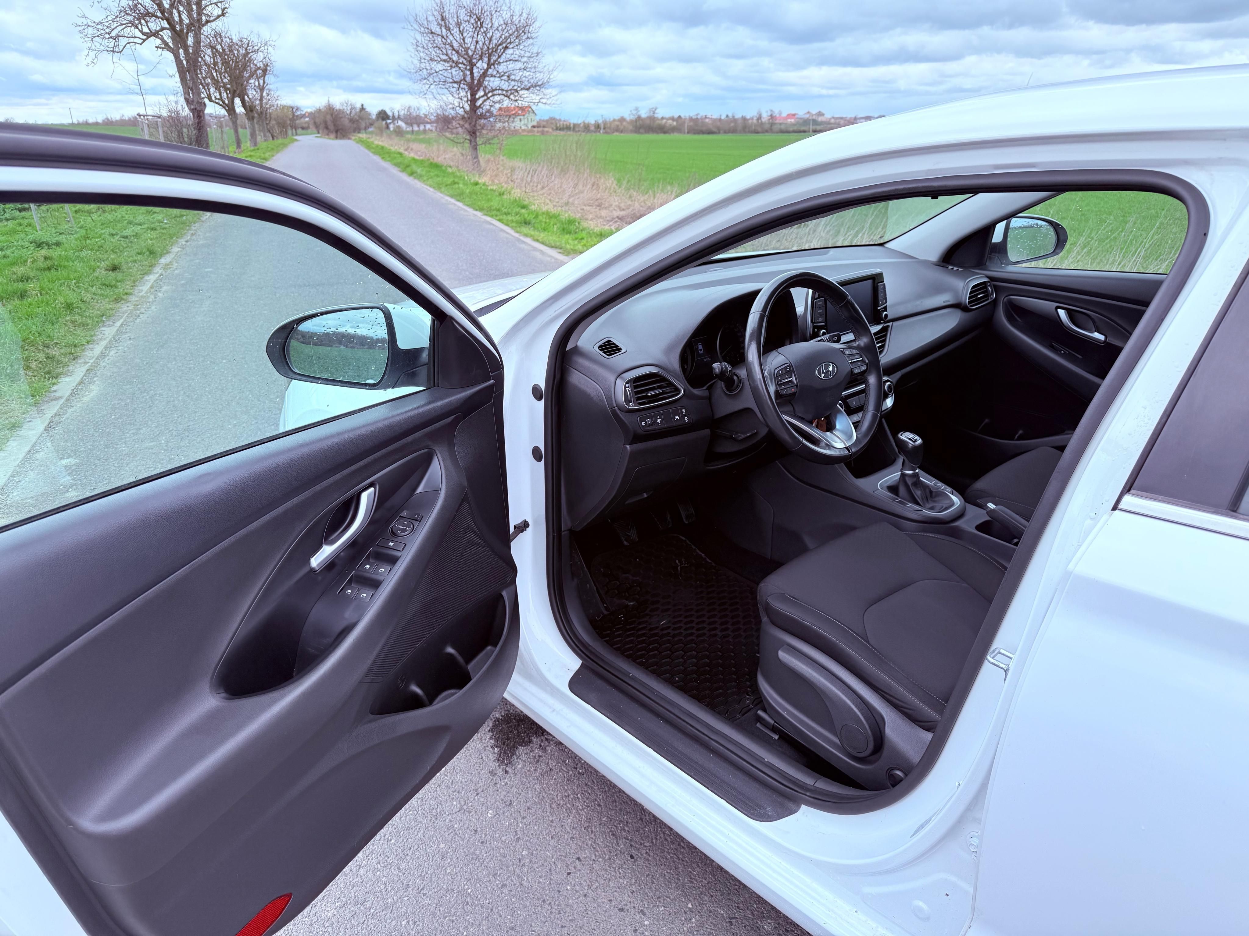 Hyundai i30, 1.4 TGDi 103kW - fotka 5