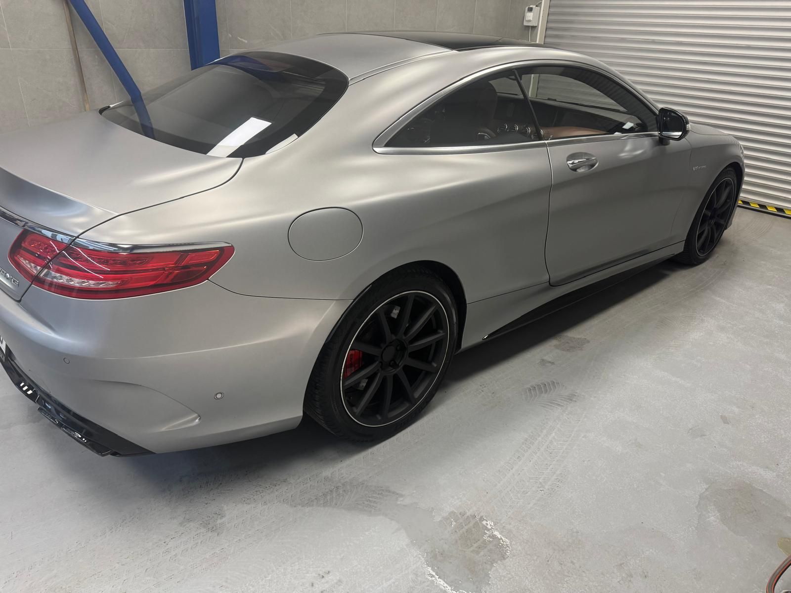 Mercedes-Benz Třídy S, S63AMG coupe MATT TOP STAV - fotka 6