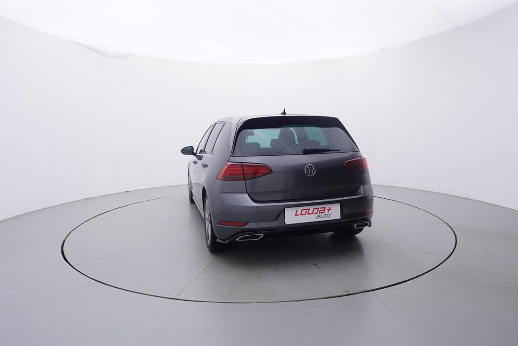 Volkswagen Golf, Sport 1.5 TSI 110 kW - fotka 4