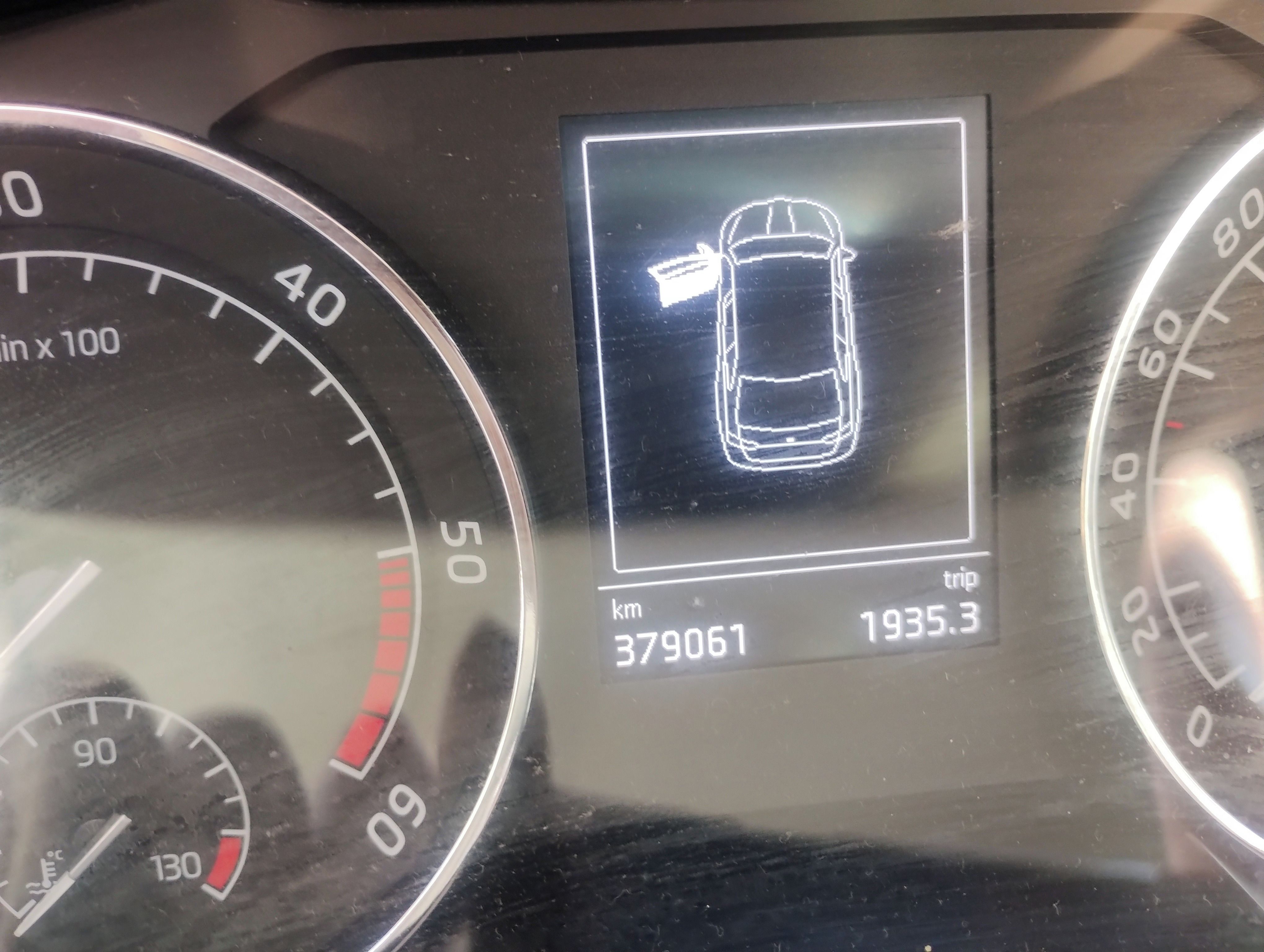 Škoda Superb, Soukromý prodejce - fotka 6