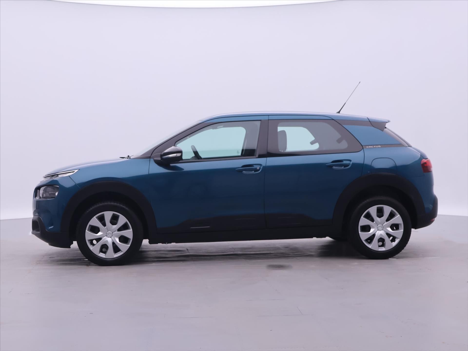 Citroën C4 Cactus, 1,2 PureTech 81kW Feel CZ - fotka 4