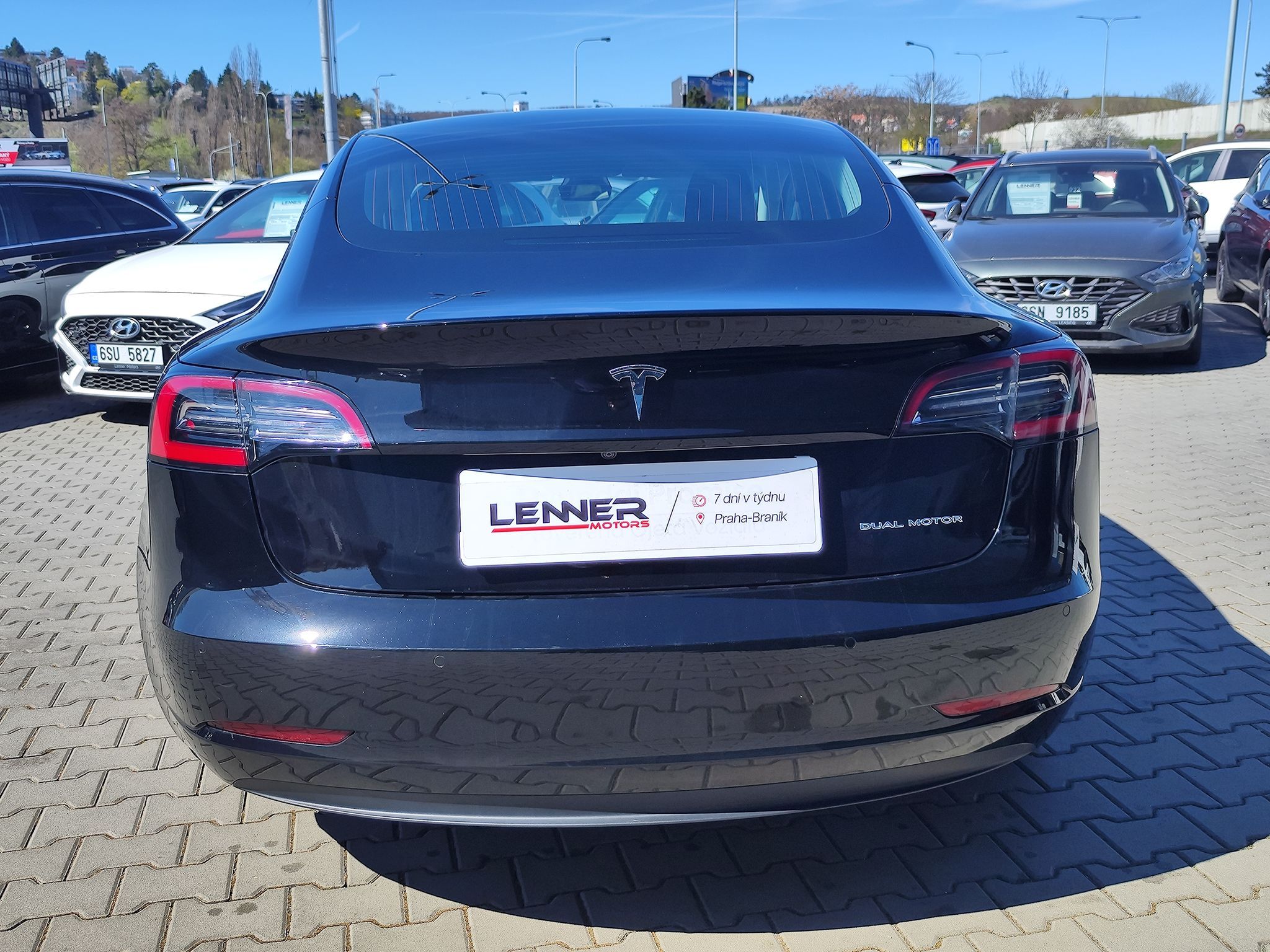 Tesla Model 3, EV/366kW Long Range Dual M. - fotka 6